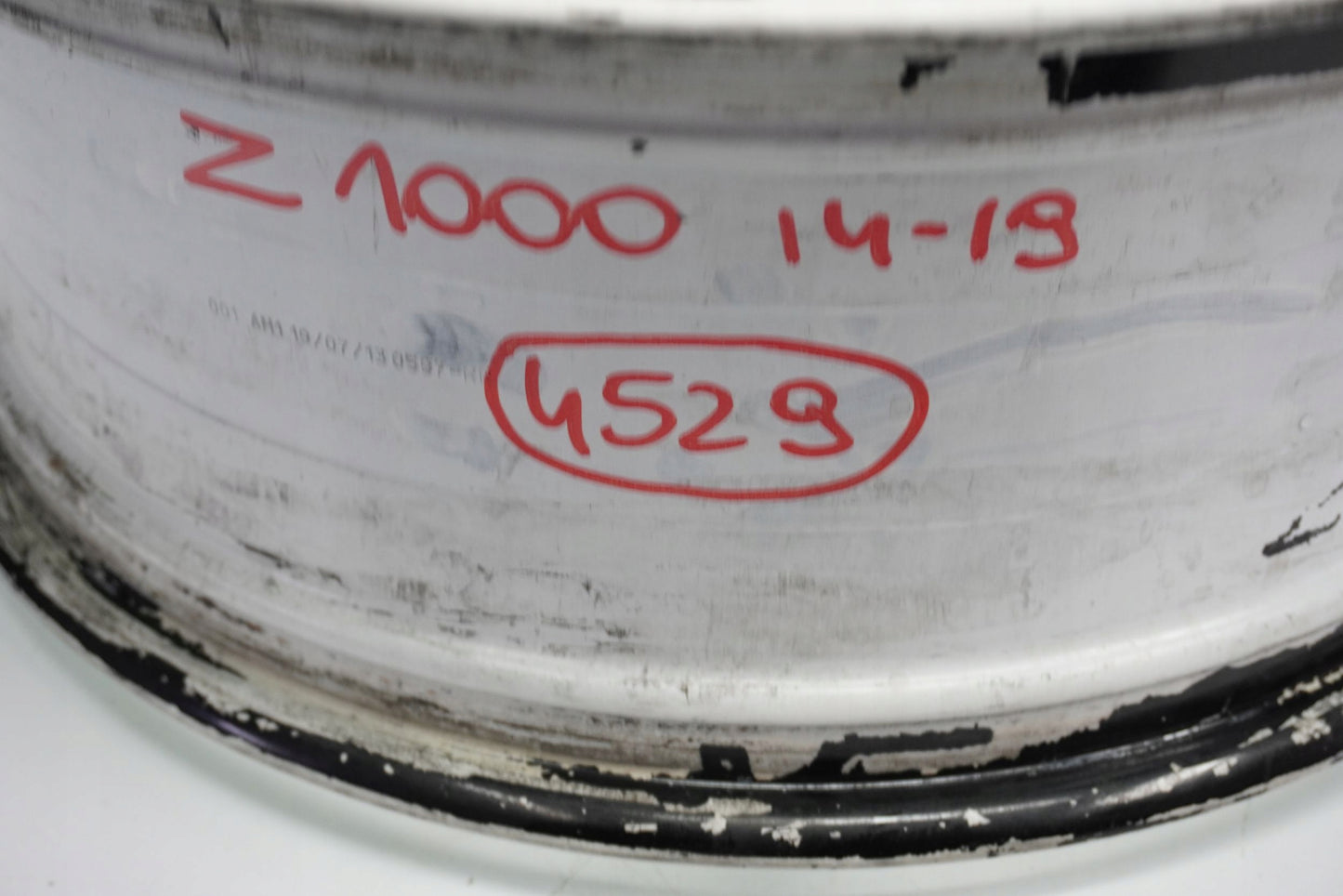 KAWASAKI Z1000 14-19 Felge hinten Wheel Hinterrad 3