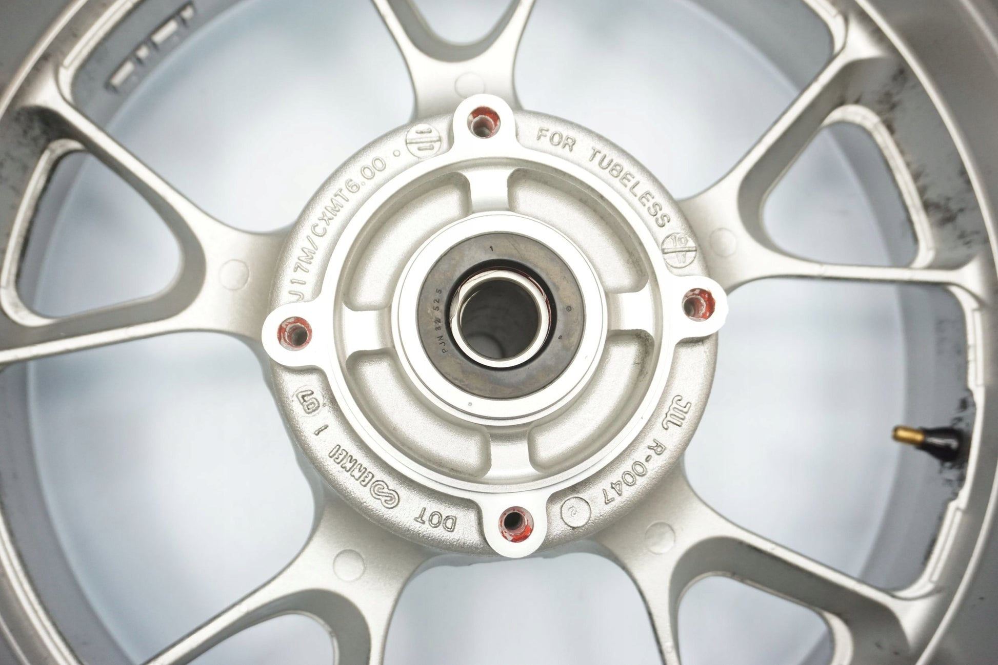 KAWASAKI ZZR-1400 05-11 Felge hinten Wheel Hinterrad 8