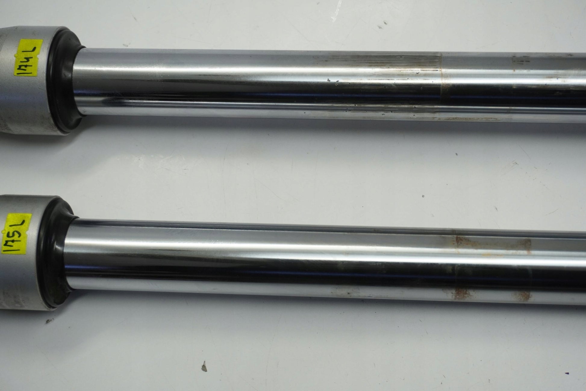 HONDA XL 125 V VARADERO 07-11 Gabel Gabelholme Fork 12