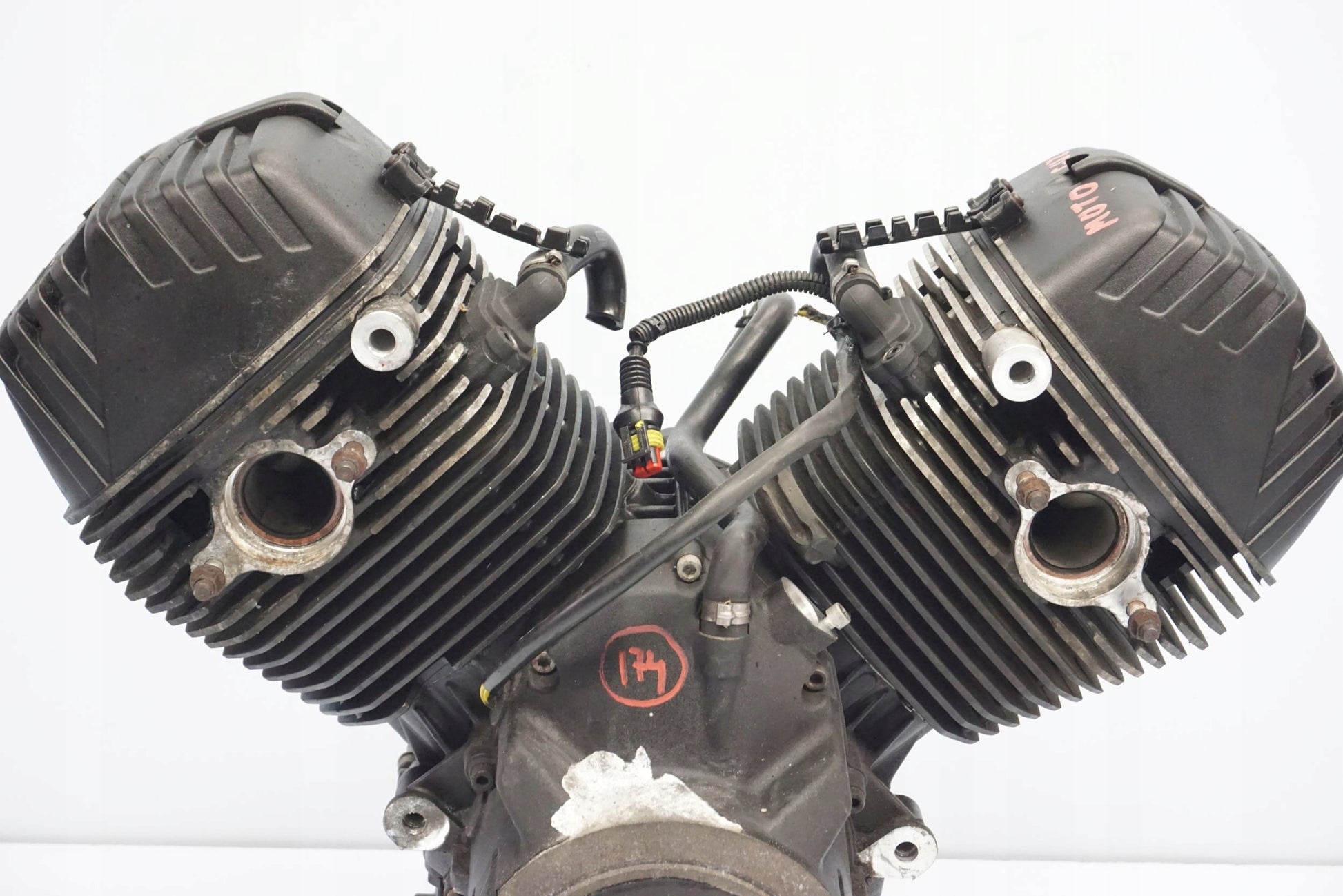 MOTO GUZZI V85 TT 2020 Motor Motorblock Engine 4