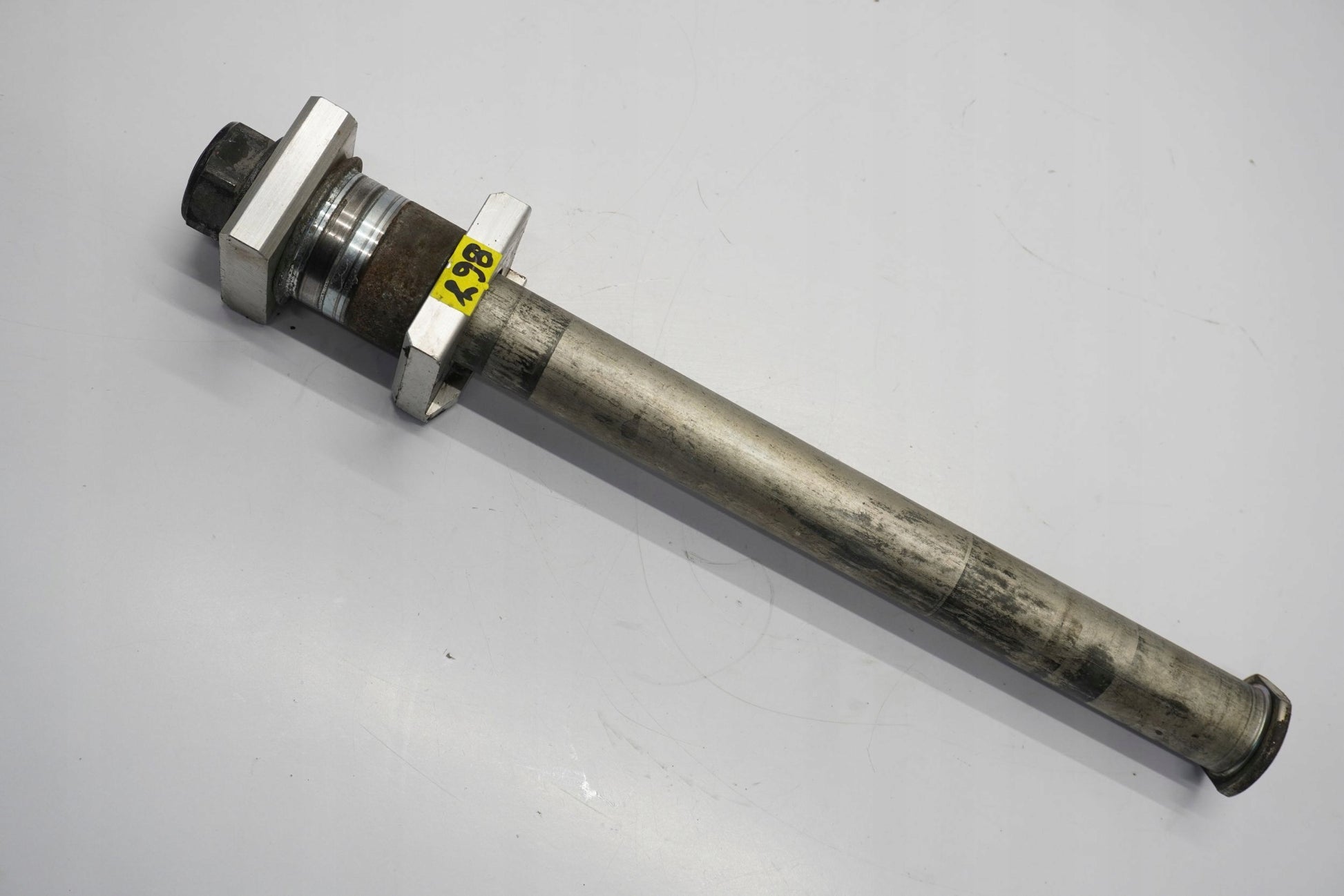 YAMAHA MT-10 16-21 Hinterachse Achse hinten Radachse rear axle 7