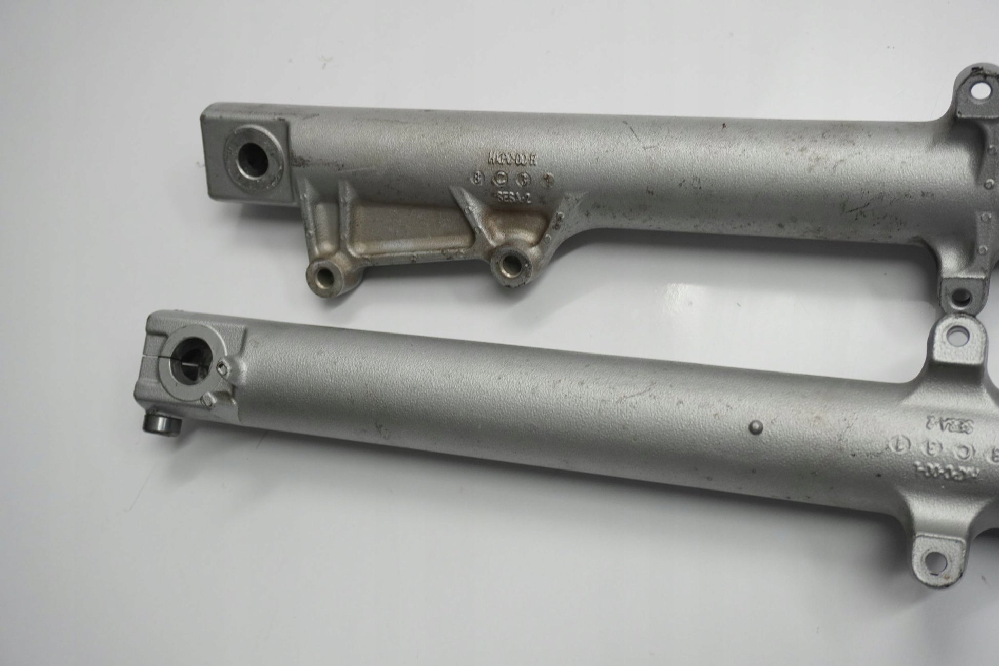 HONDA XL 125 V VARADERO 07-11 Gabel Gabelholme Fork 6