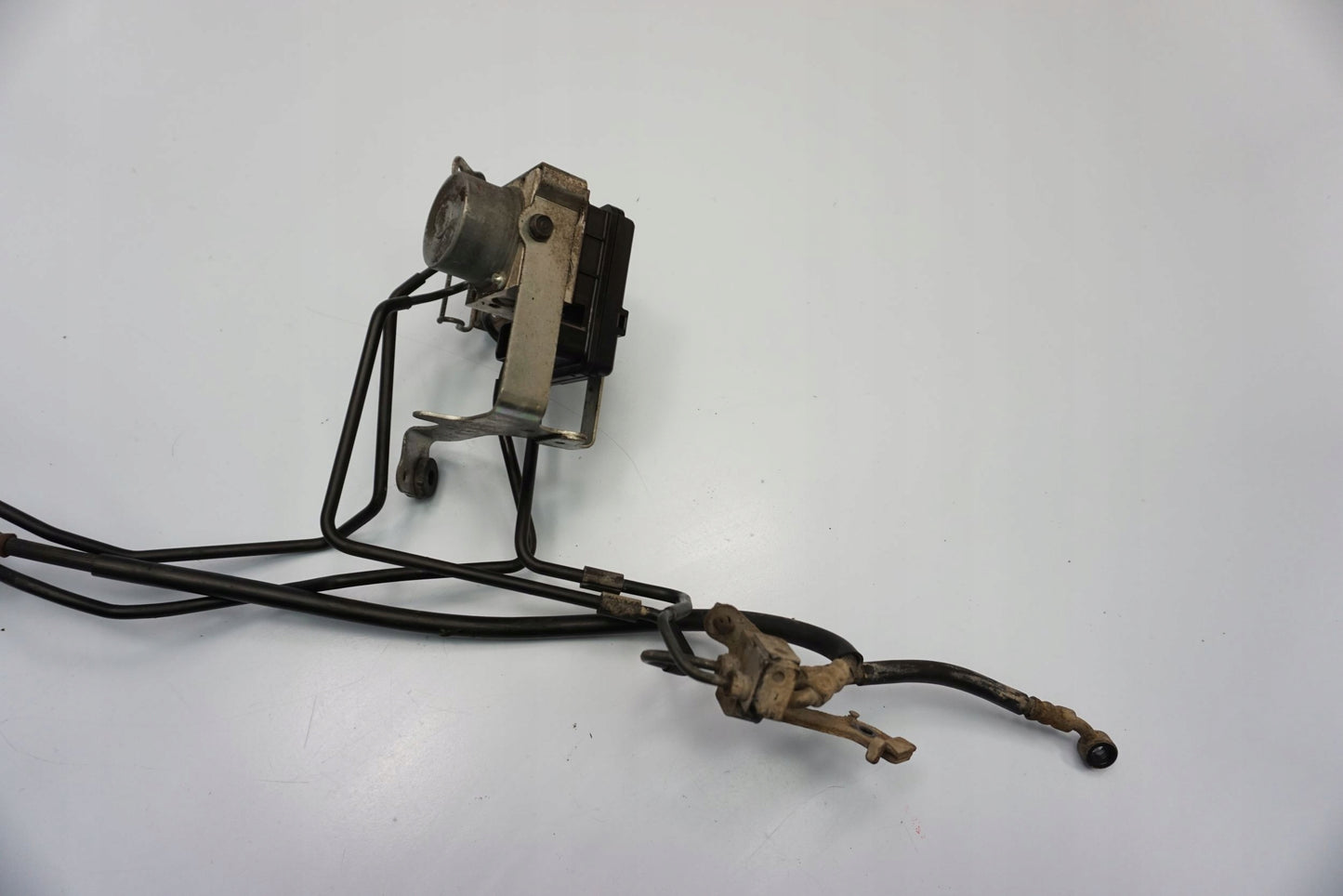 HONDA NC 750 S 14-15 ABS Pumpe Druckmodulator 9