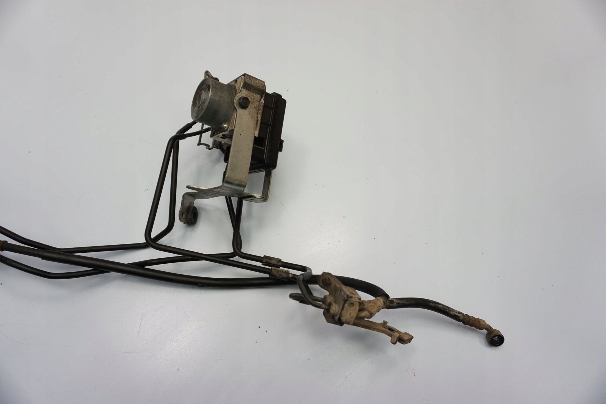 HONDA NC 750 S 14-15 ABS Pumpe Druckmodulator 9