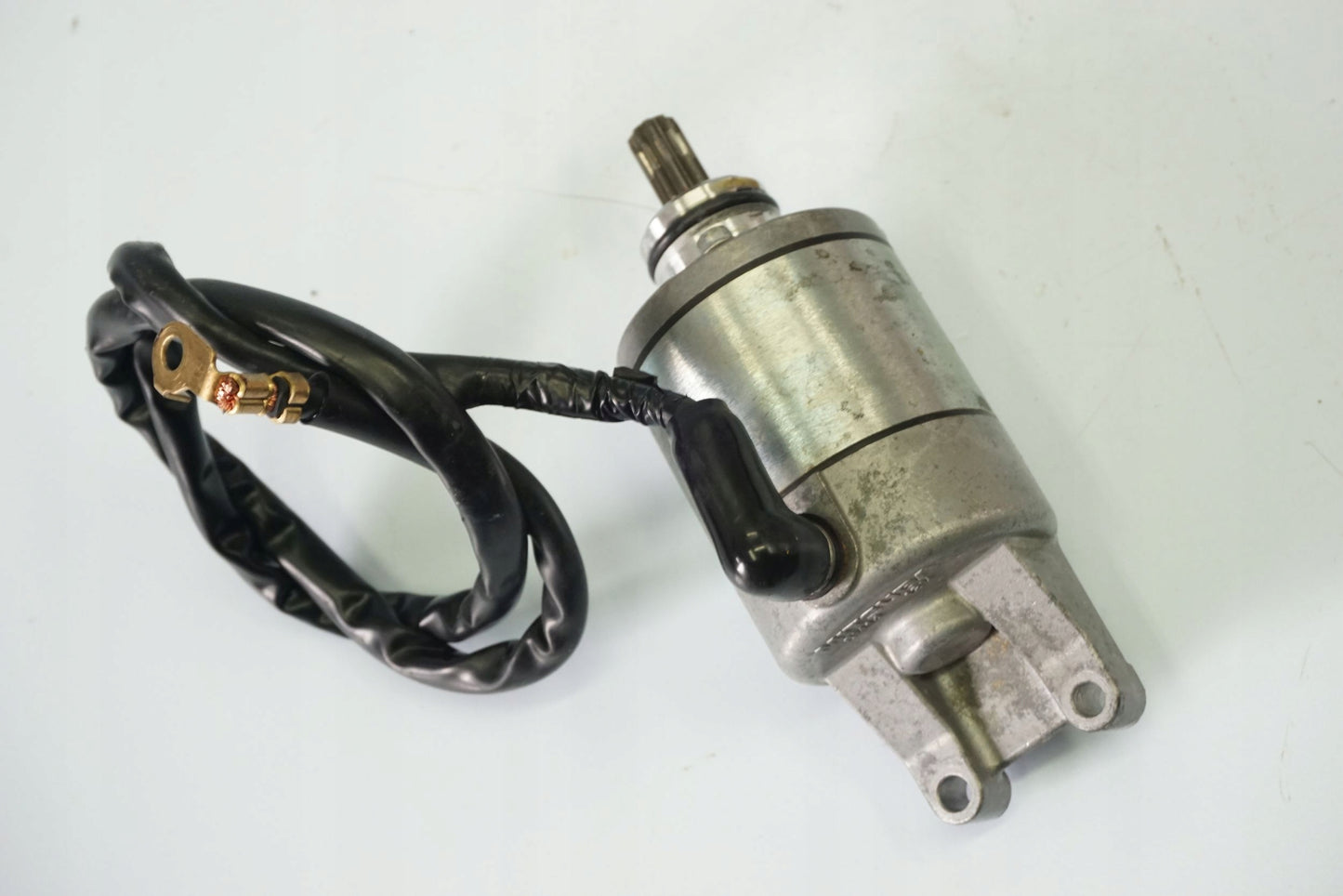 SUZUKI GSX-R 600 750 K8 K9 L0 Anlasser Starter Motor 3