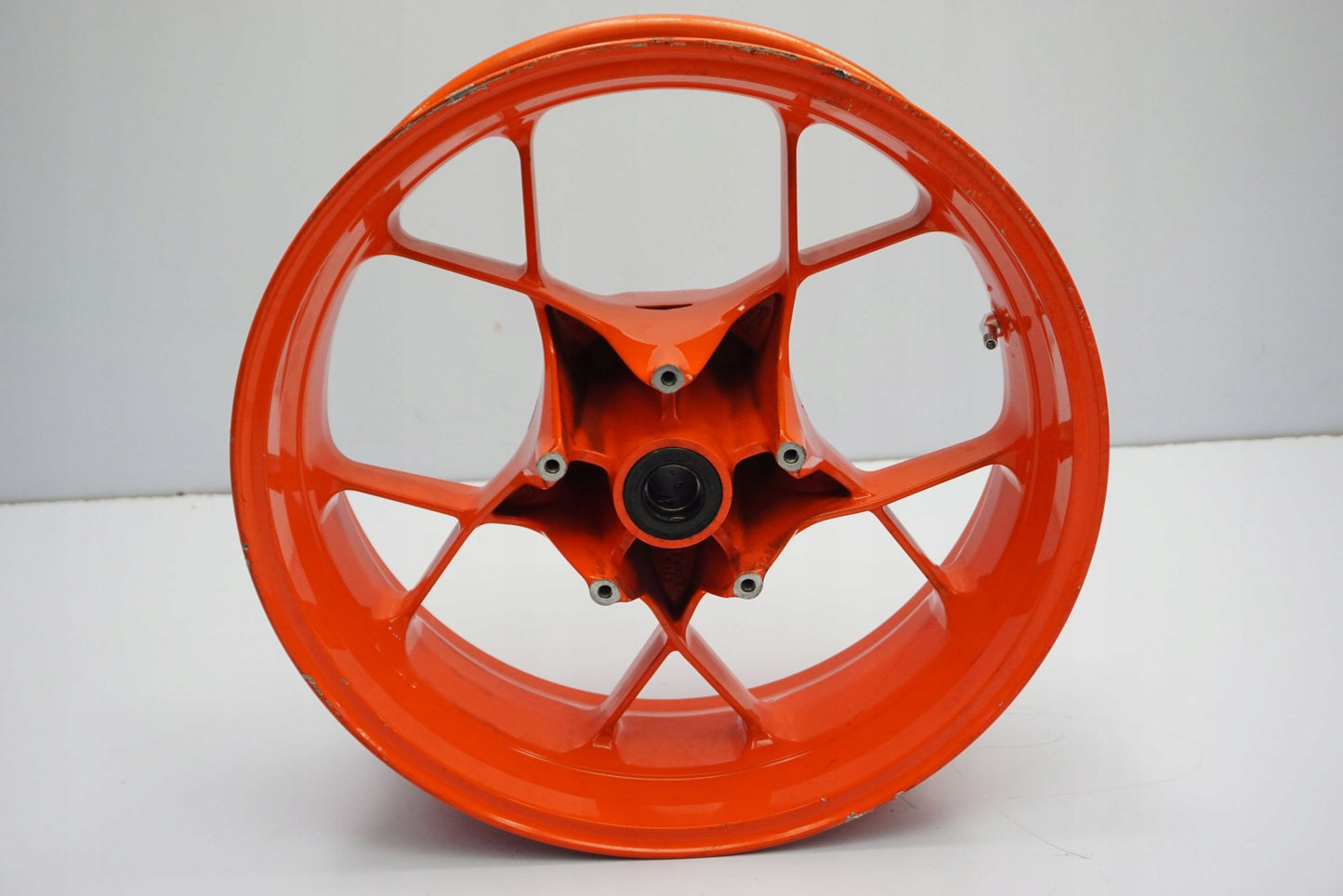 KTM 890 DUKE R 20- Felge hinten Wheel Hinterrad 13