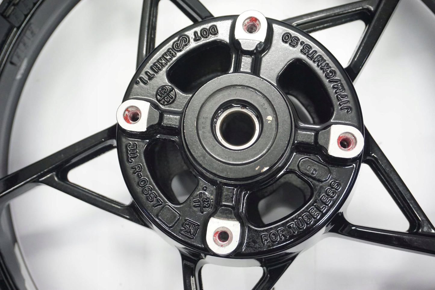 KAWASAKI Z-900 20- Felge hinten Wheel Hinterrad 7