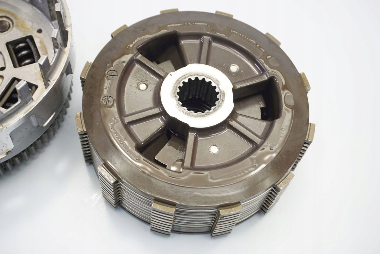 KTM 1190 ADVENTURE 13-16 Kupplung Kupplungskorb Clutch 2