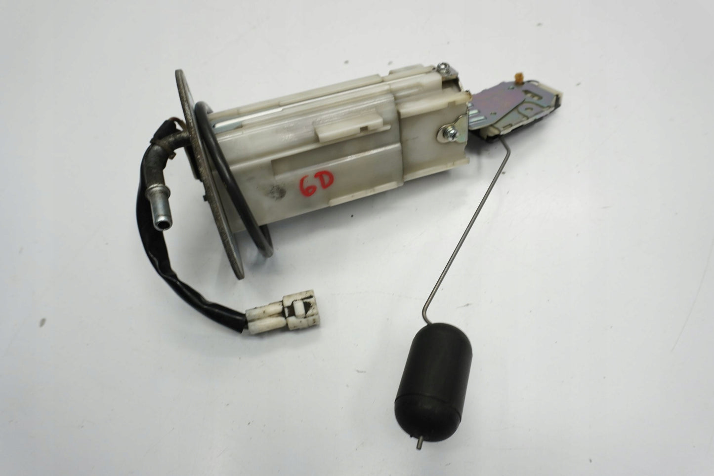 SUZUKI DL 1000 V-STROM 14-16 Benzinpumpe Kraftstoffpumpe Fuel Pump 5