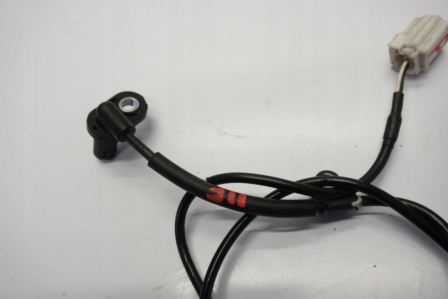 YAMAHA MT-10 16-21 ABS Sensor vorne 4