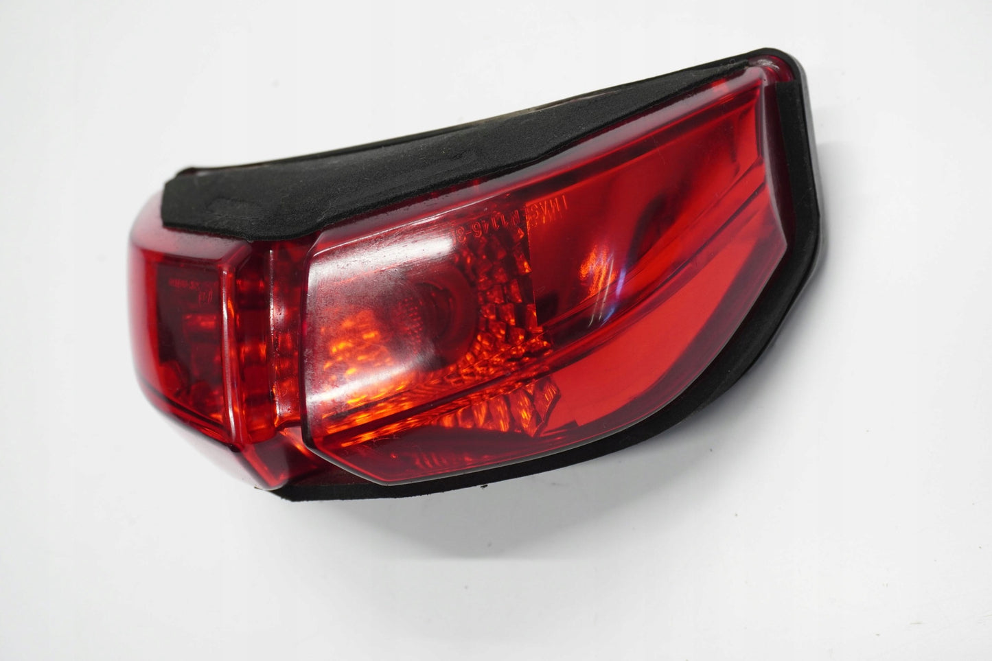 YAMAHA FZ1 1000 N FAZER RN16 06-15 Rücklicht 3