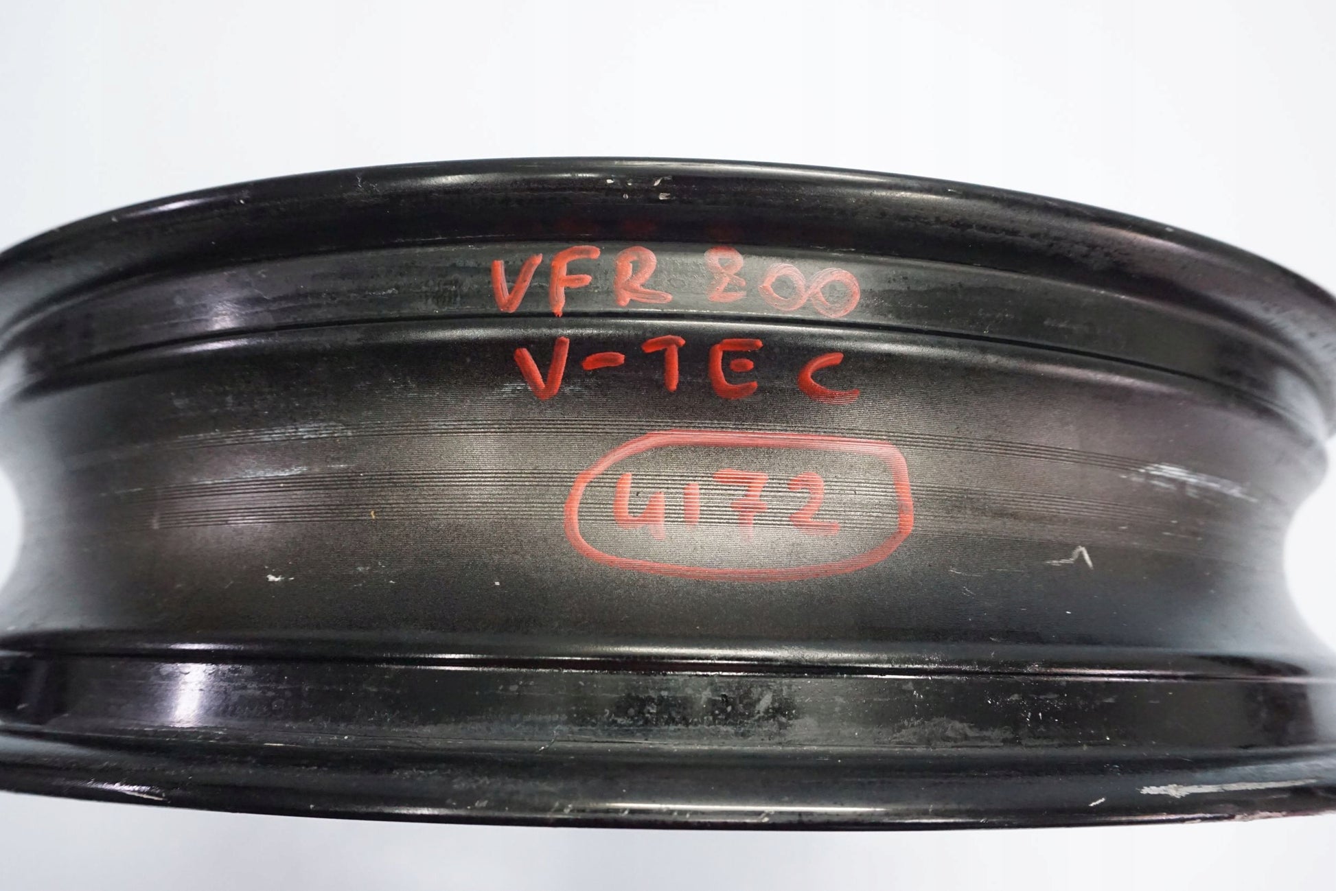 HONDA VFR 800 V-TEC 02-12 Felge vorne Wheel Vorderrad 10