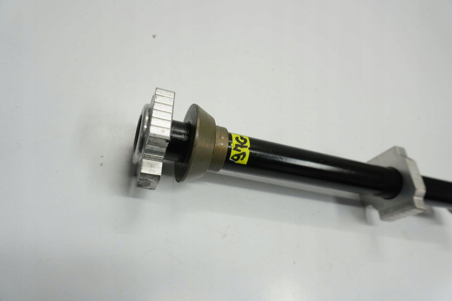 KTM 790 DUKE L 18- Hinterachse Achse hinten Radachse rear axle 3