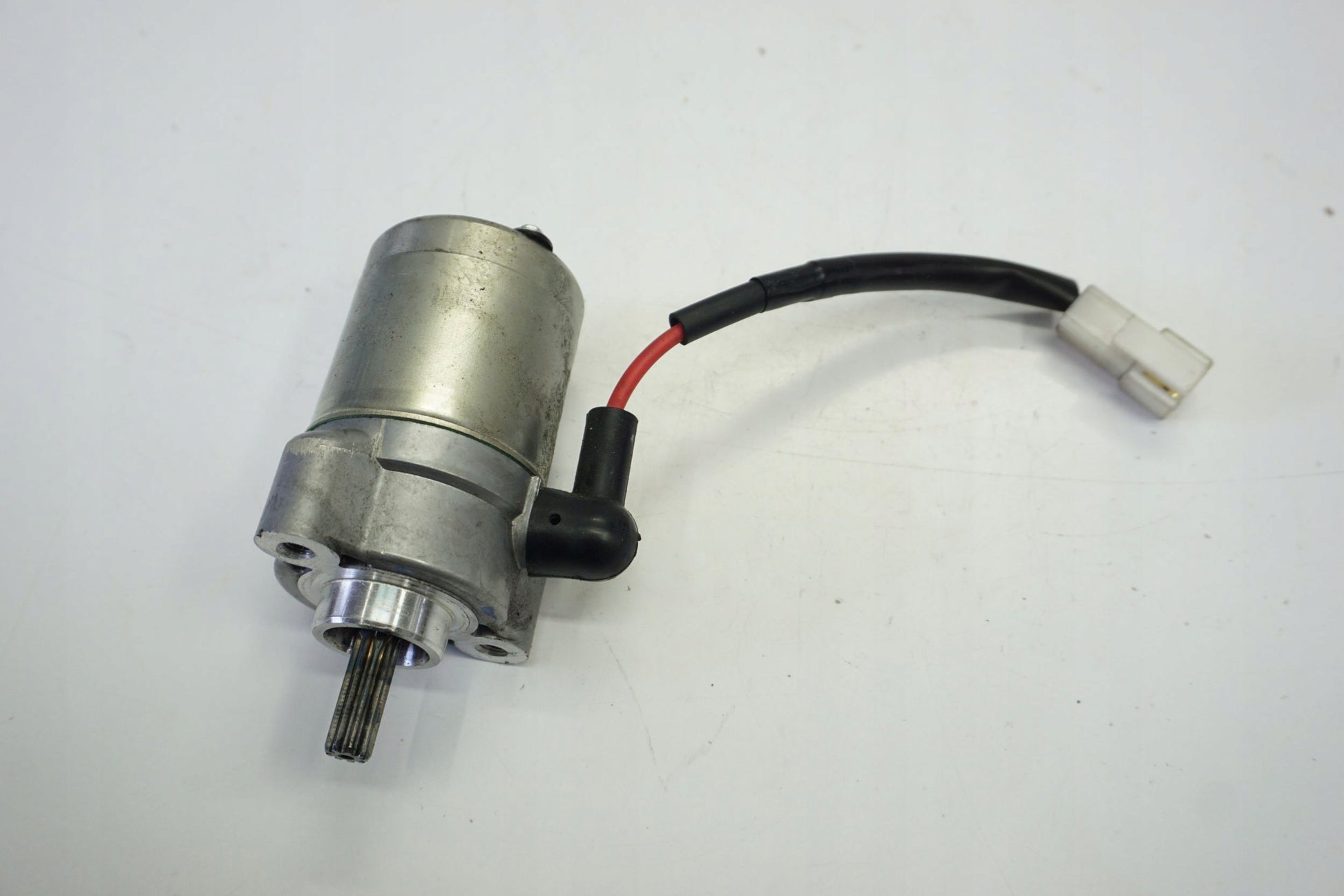 YAMAHA XSR 125 21- Anlasser Starter Motor 7