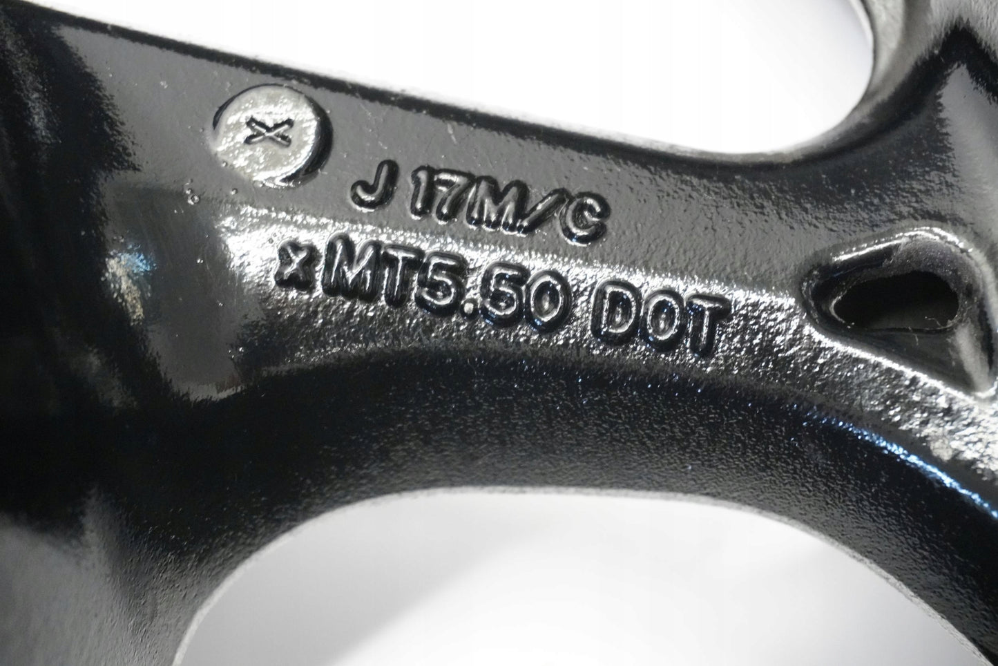 SUZUKI GSR 750 11-16 Felge hinten Wheel Hinterrad 9