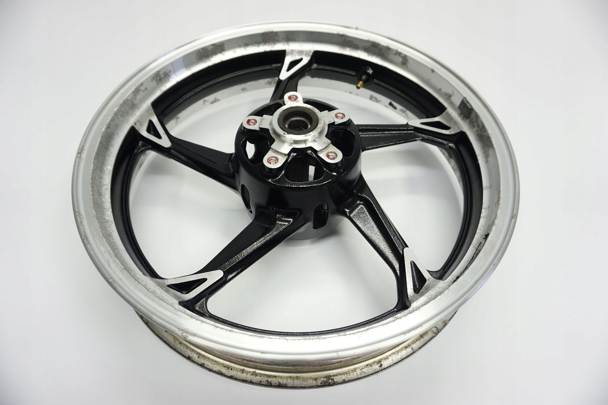 KAWASAKI Z1000 10-13 Felge vorne Wheel Vorderrad 4