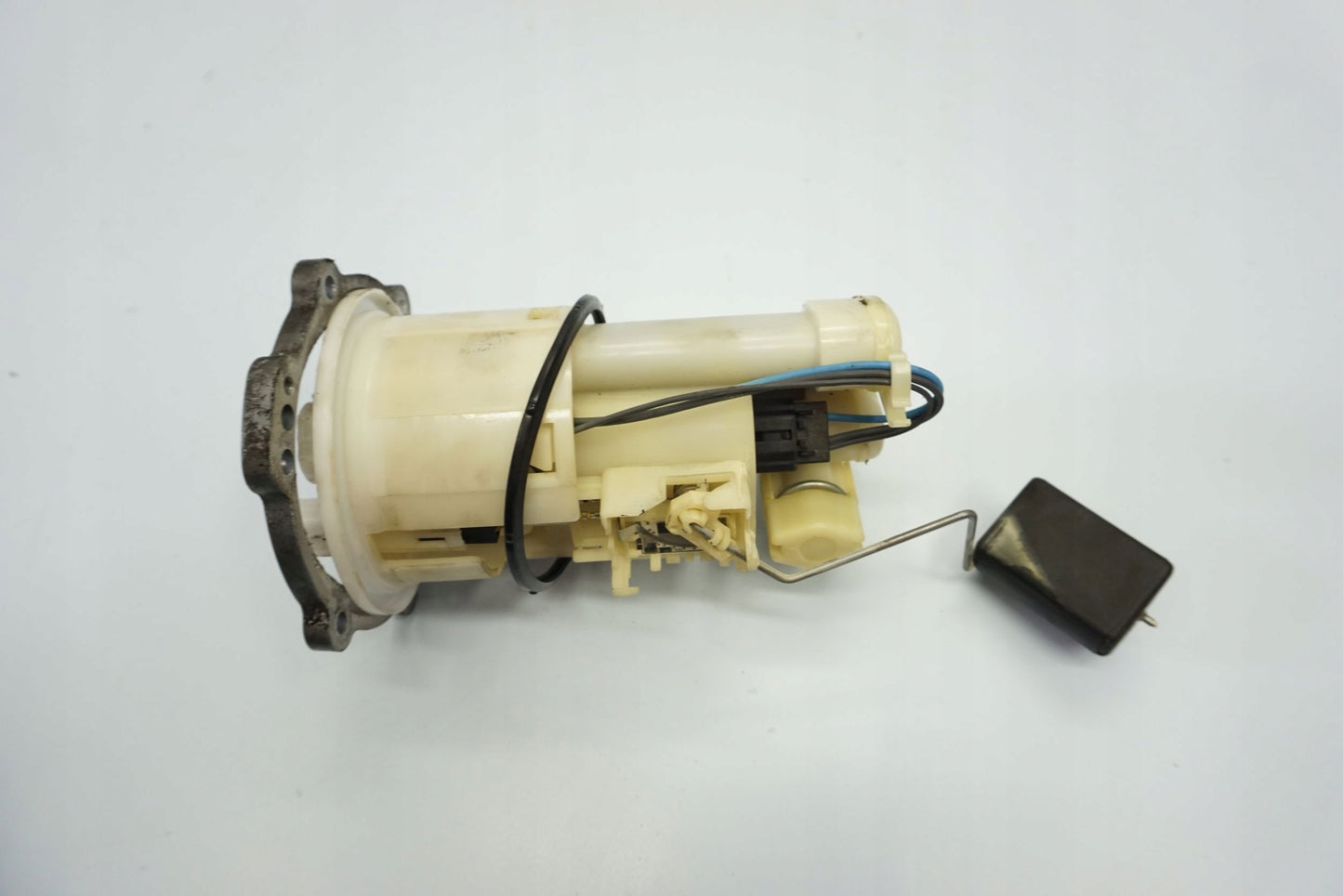 YAMAHA XJ6 N 09-16 Benzinpumpe Kraftstoffpumpe Fuel Pump 3