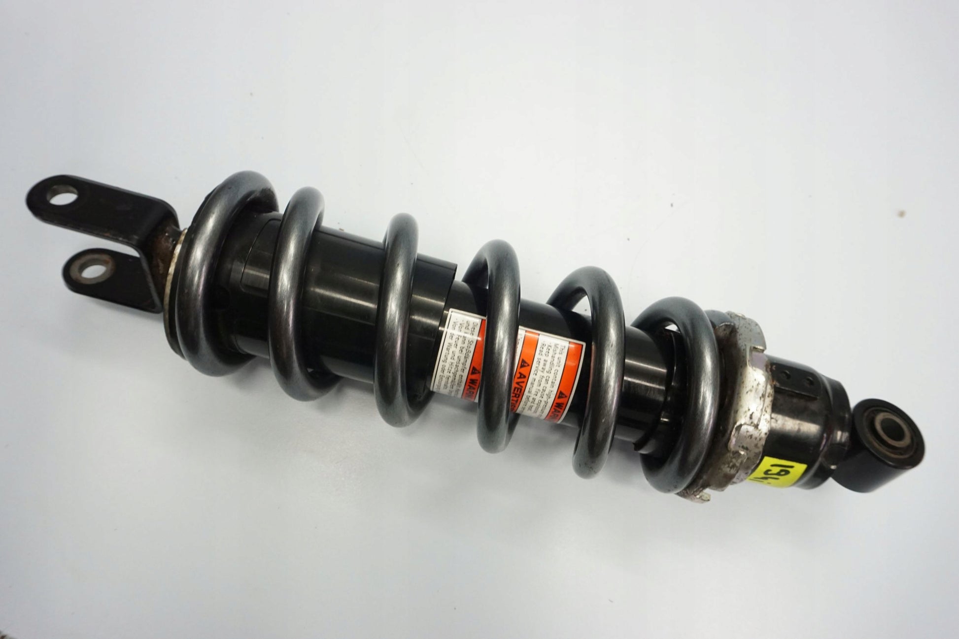 SUZUKI GSR 750 11-16 Stoßdämpfer Federbein shock absorber 3