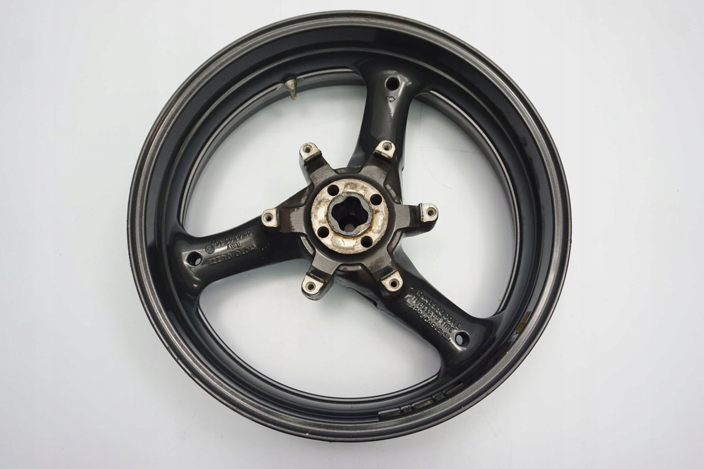 MOTO GUZZI BREVA V 1100 Felge hinten Wheel Hinterrad 9