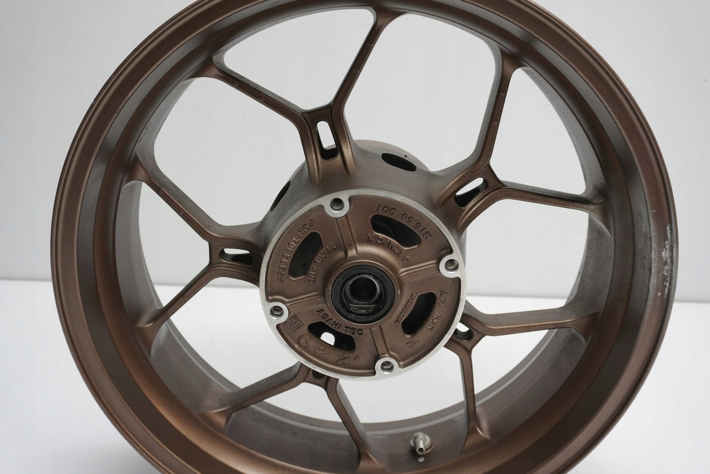 HONDA CBR 650 R 19-23 Felge hinten Wheel Hinterrad 2