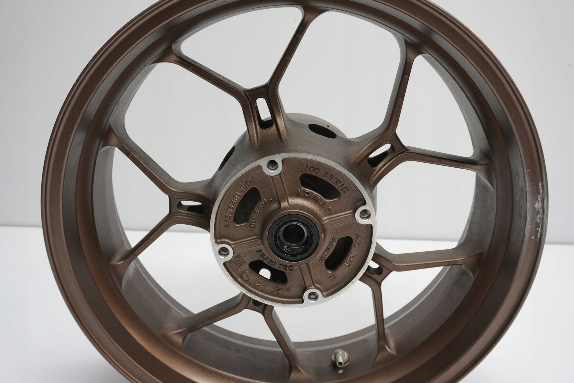 HONDA CBR 650 R 19-23 Felge hinten Wheel Hinterrad 2