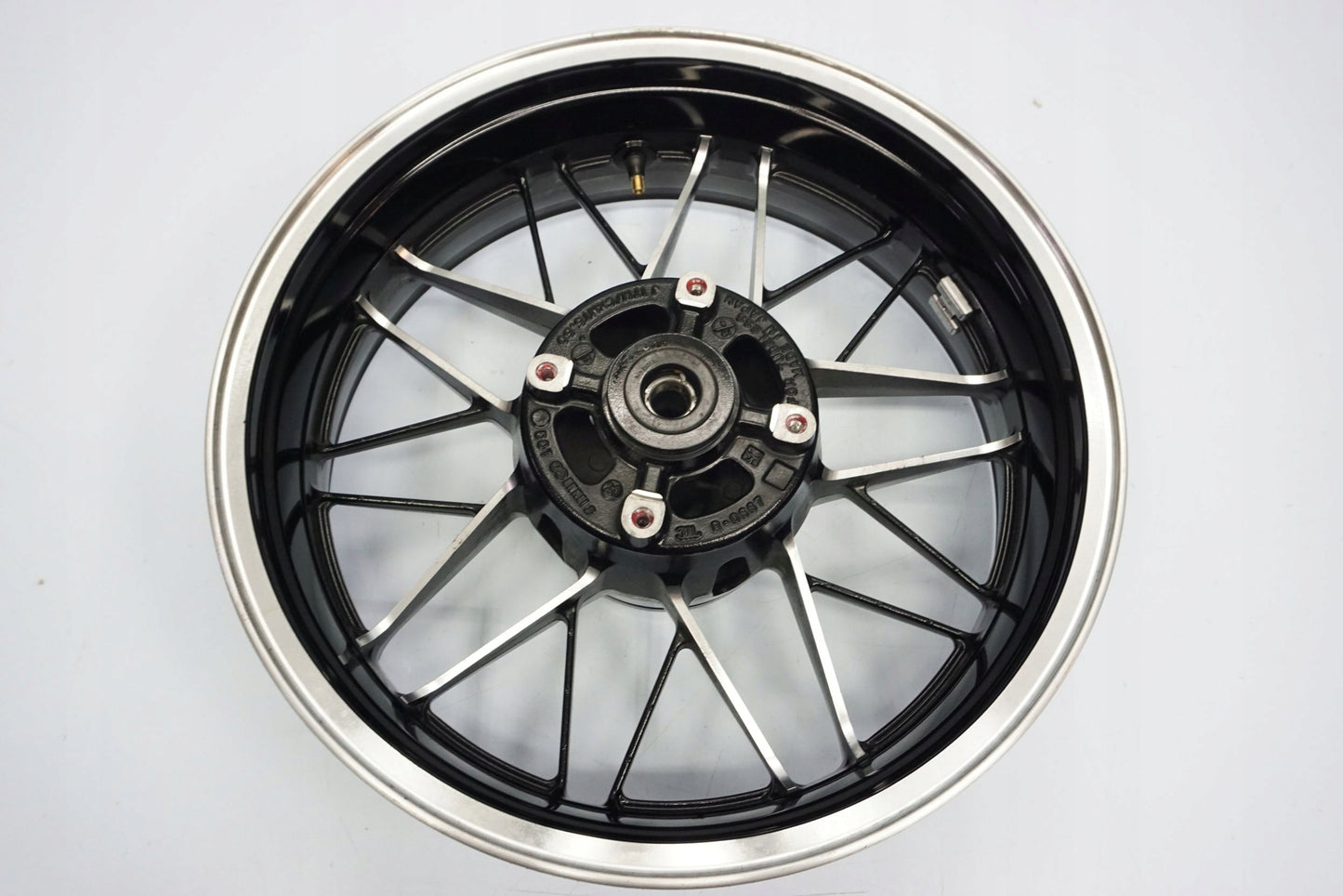 KAWASAKI Z 900 RS CAFE 18-22 Felge hinten Wheel Hinterrad 5