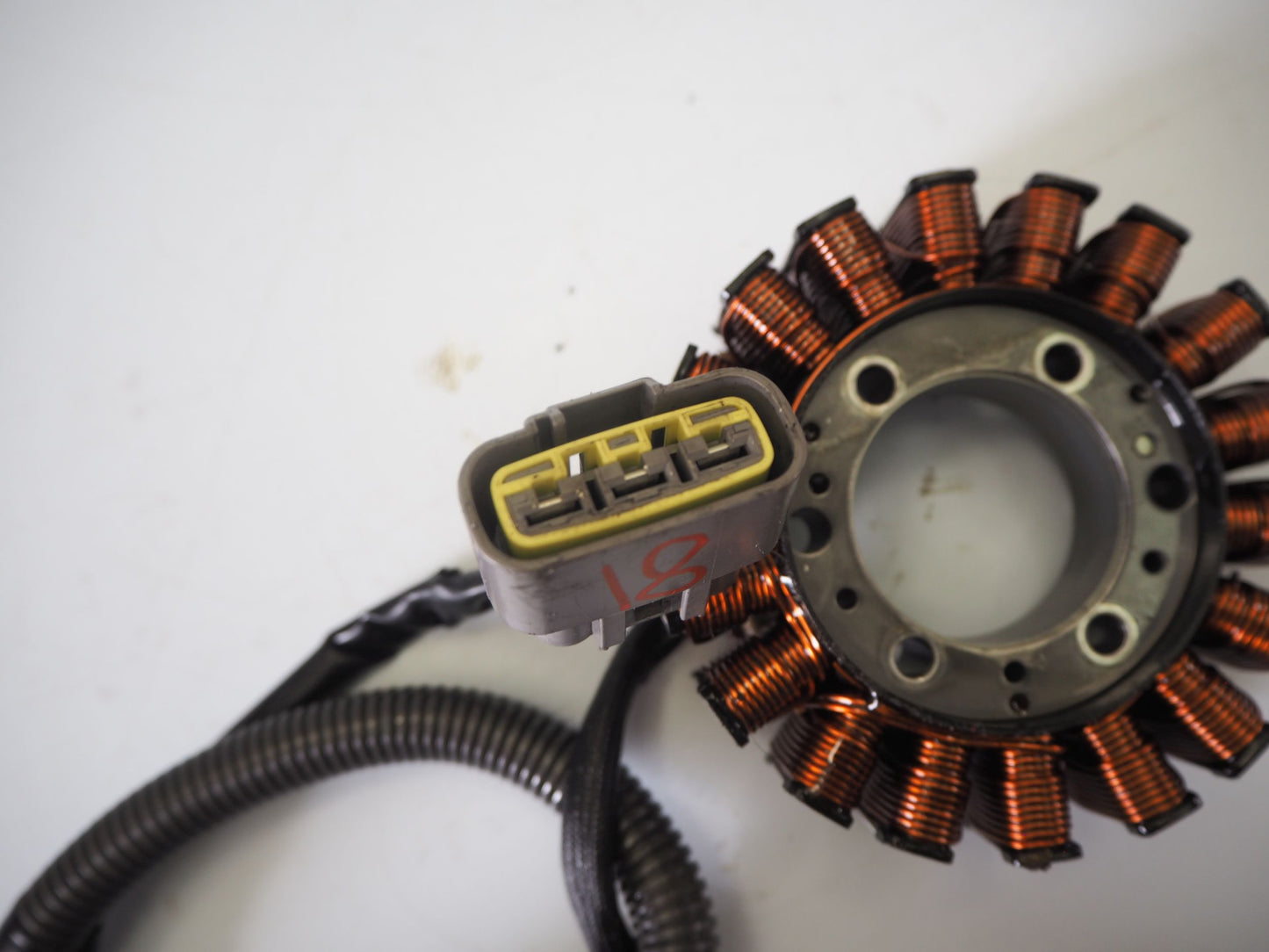 HONDA VFR 800 F 17- Lichtmaschine Stator Generator Lima Alternator 6