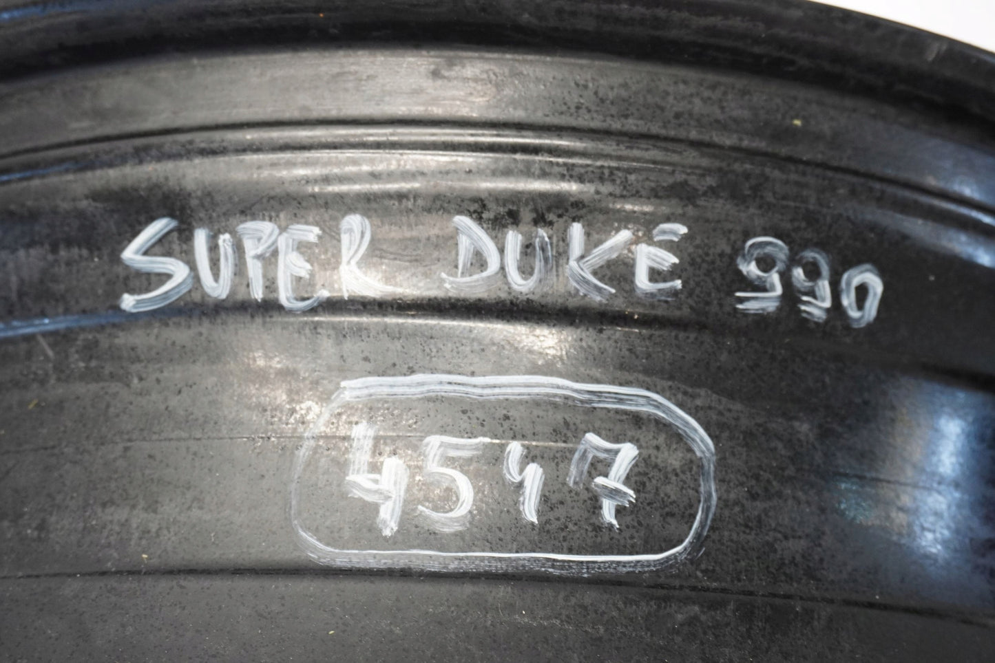 KTM 990 SUPER DUKE 07-13 Felge hinten Wheel Hinterrad 11