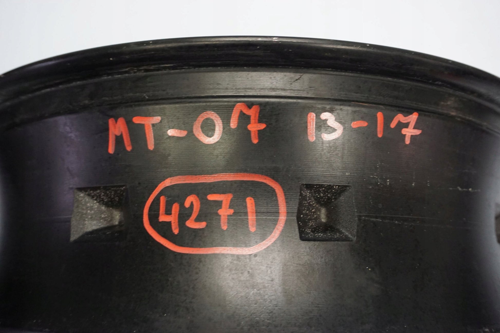 YAMAHA MT-07 13-17 Felge hinten Wheel Hinterrad 5