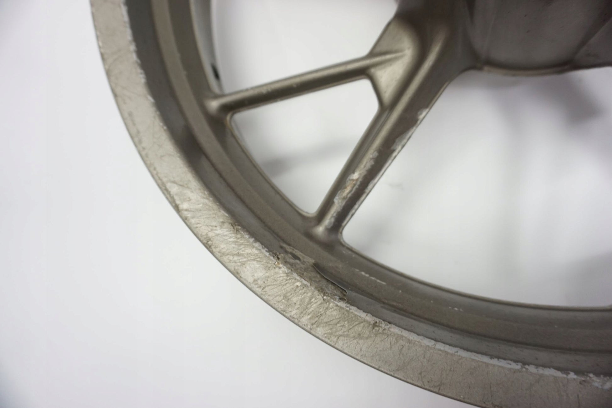 BMW G 650 GS 11-16 Felge hinten Wheel Hinterrad 4