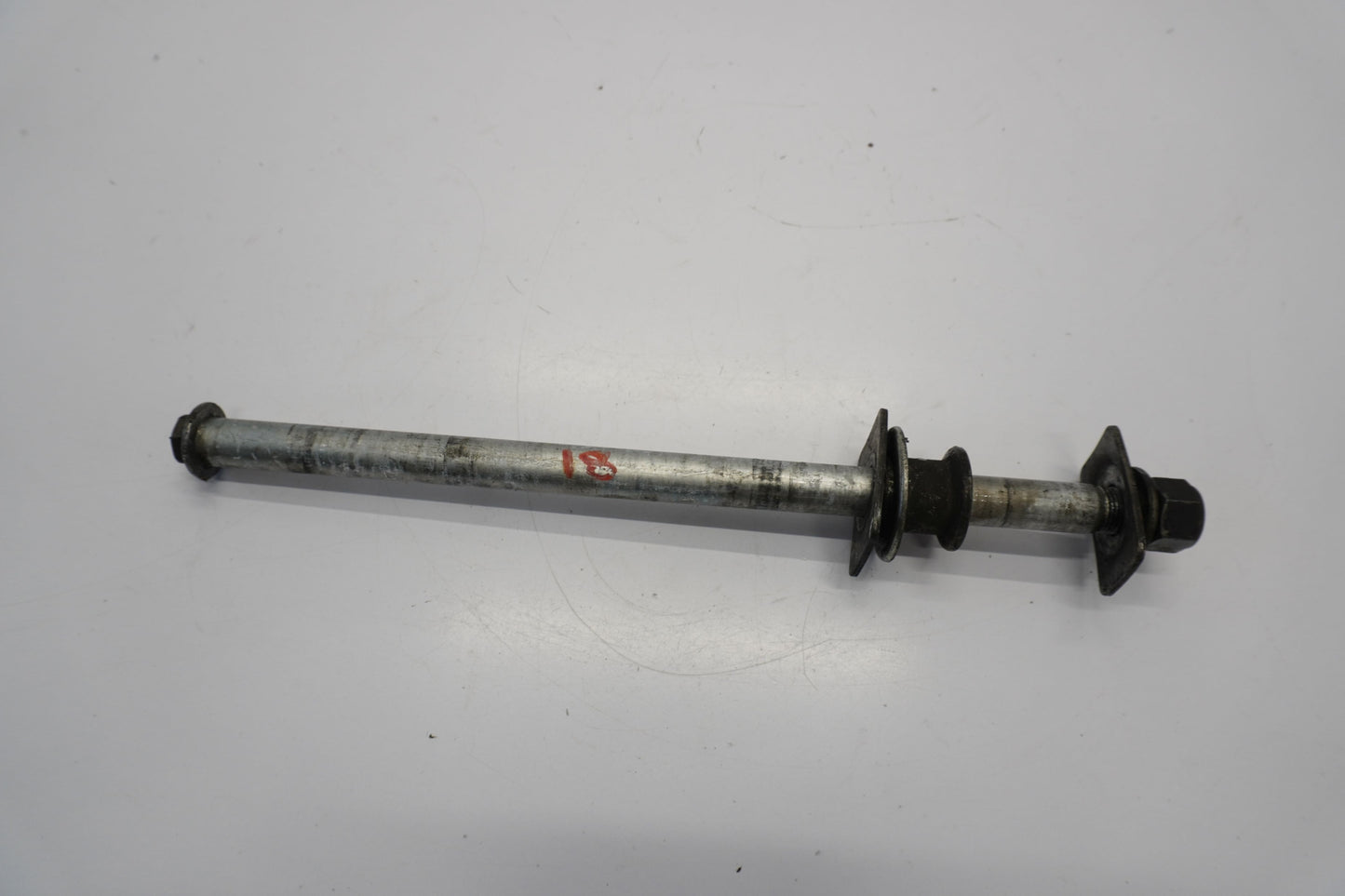 SUZUKI SV 650 S 99-02 Hinterachse Achse hinten Radachse rear axle 3