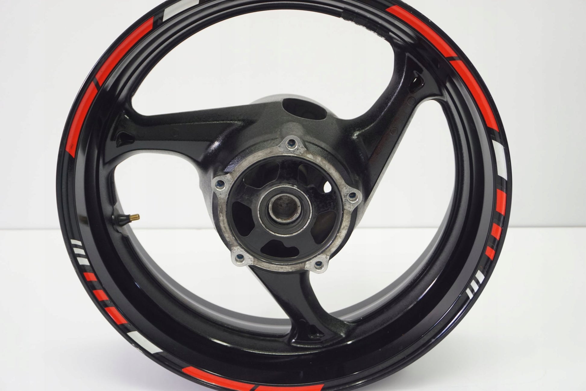 SUZUKI GSR 750 11-16 Felge hinten Wheel Hinterrad 8