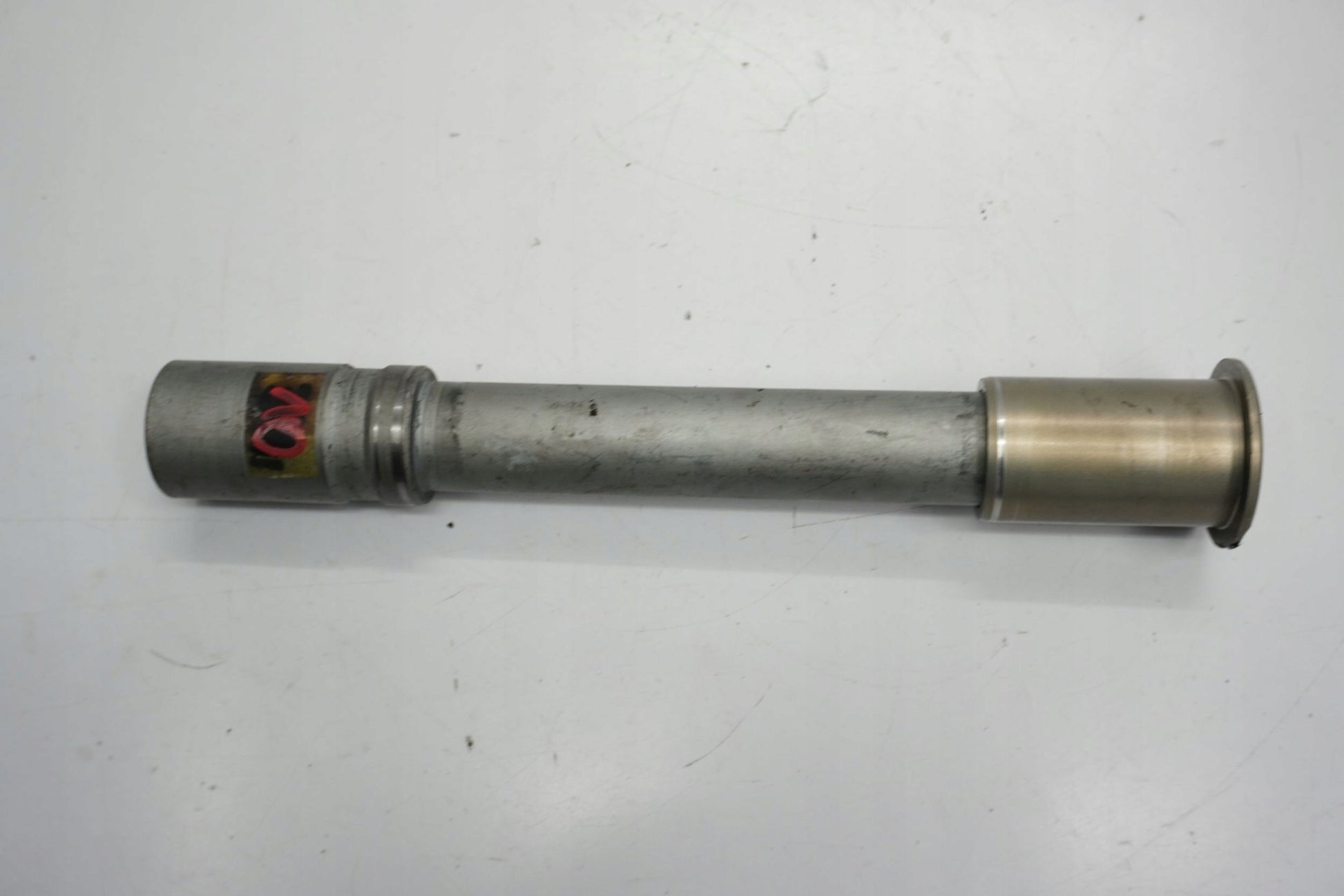 BMW K 1300 R 09-16 Vorderachse Achse vorne Radachse front axle 4