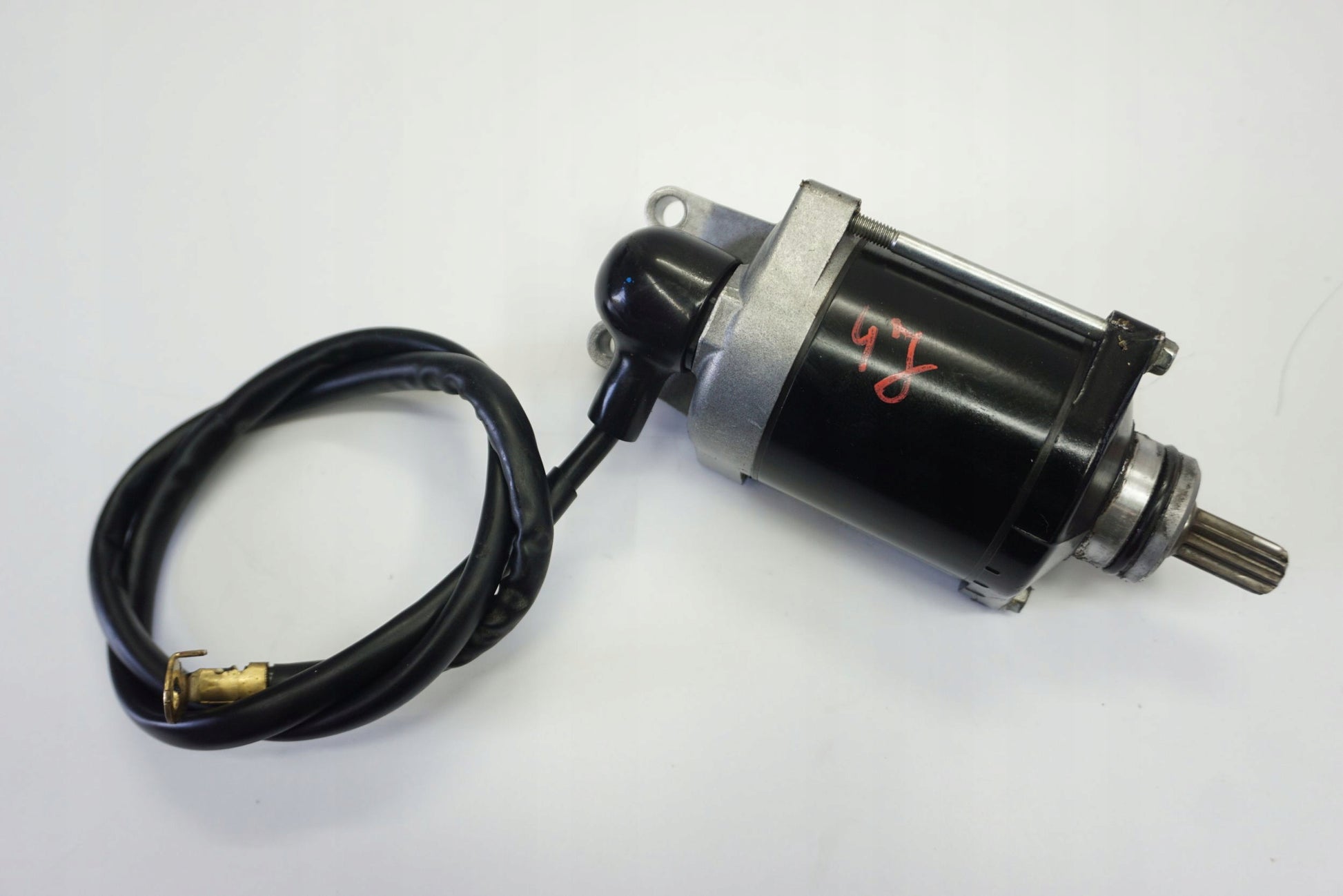 SUZUKI GSR 750 11-16 Anlasser Starter Motor 4