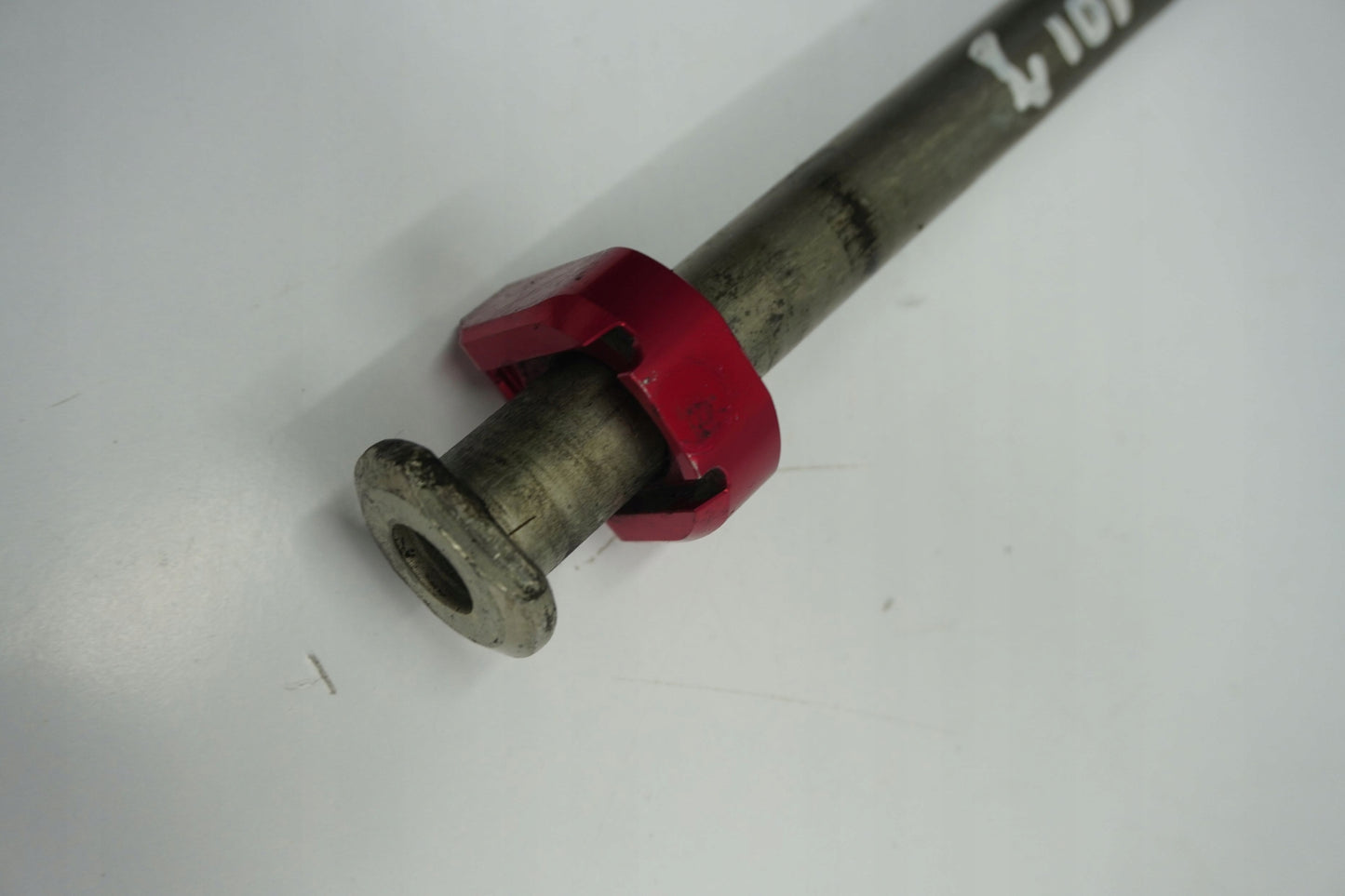 TRIUMPH STREET TRIPLE 765 RS 17-19 Hinterachse Achse hinten Radachse rear axle 5