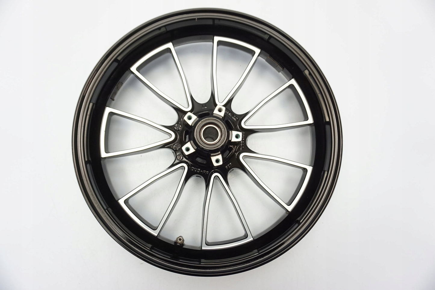 DUCATI DIAVEL 1200 Felge vorne Wheel Vorderrad