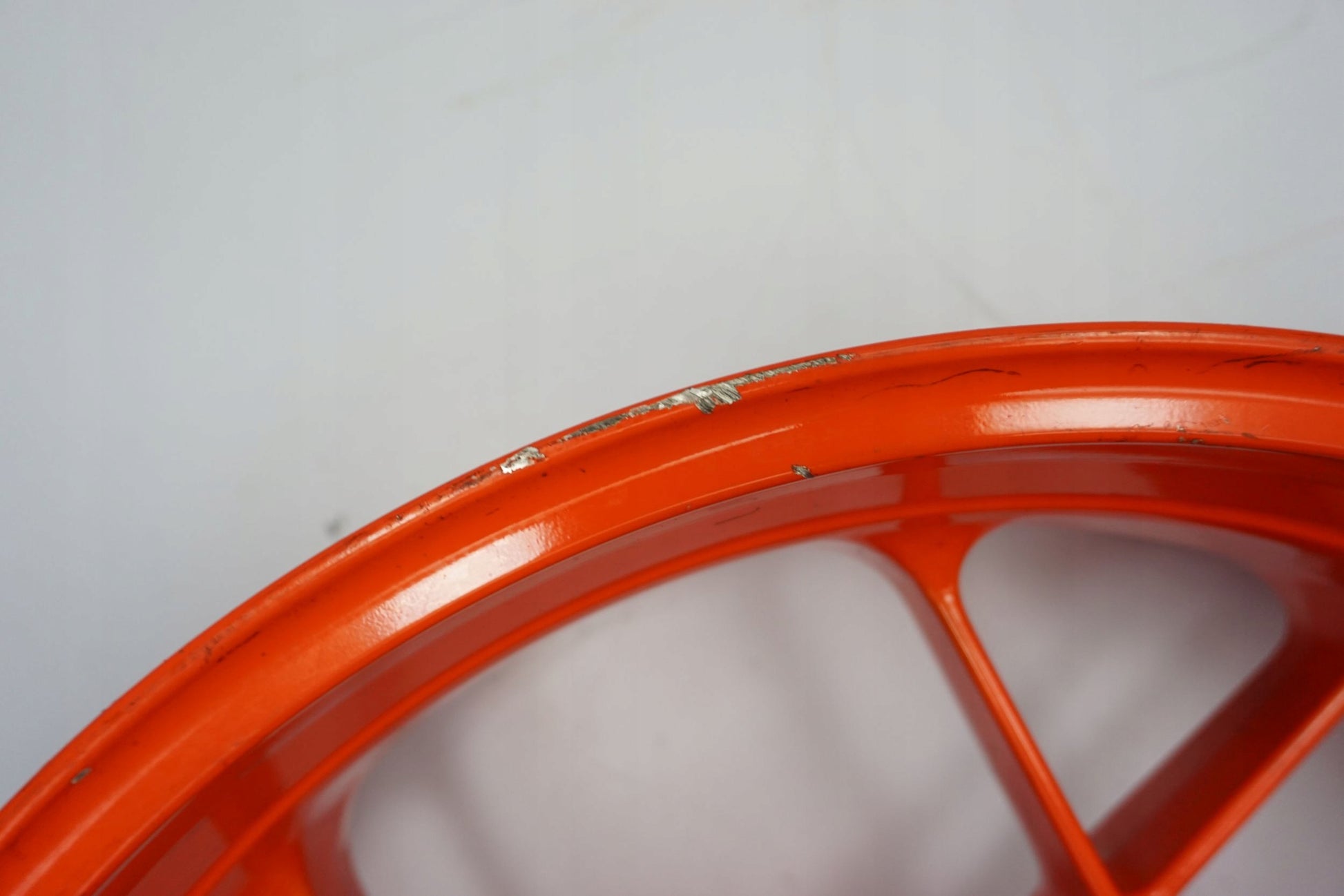 KTM 890 DUKE R 20- Felge hinten Wheel Hinterrad 4