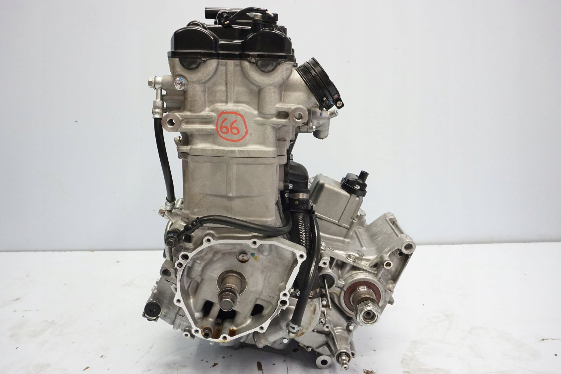 SUZUKI GSX-R 1300 HAYABUSA 08-16 Motor Motorblock Engine 5
