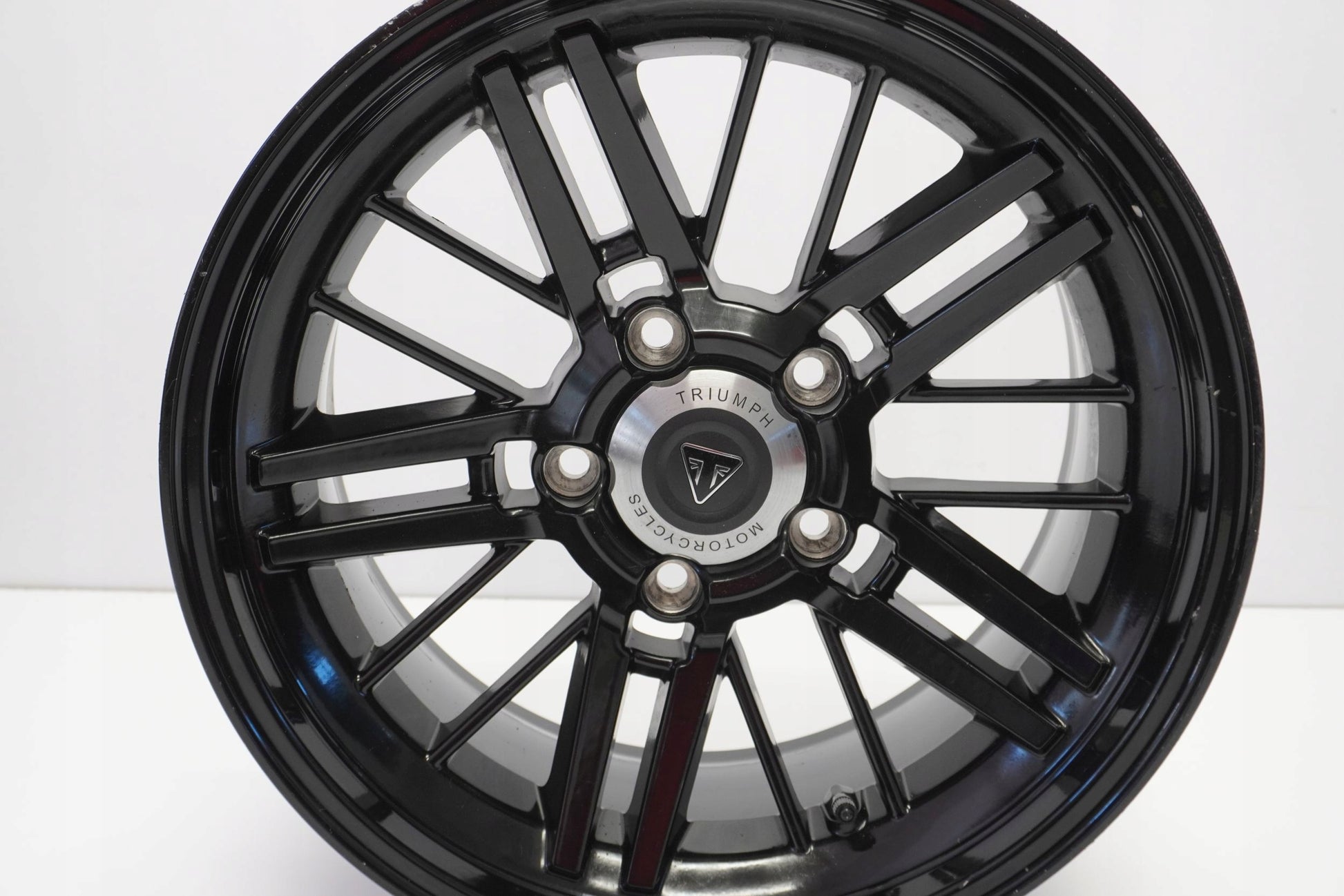 TRIUMPH ROCKET III 05-10 Felge hinten Wheel Hinterrad 6