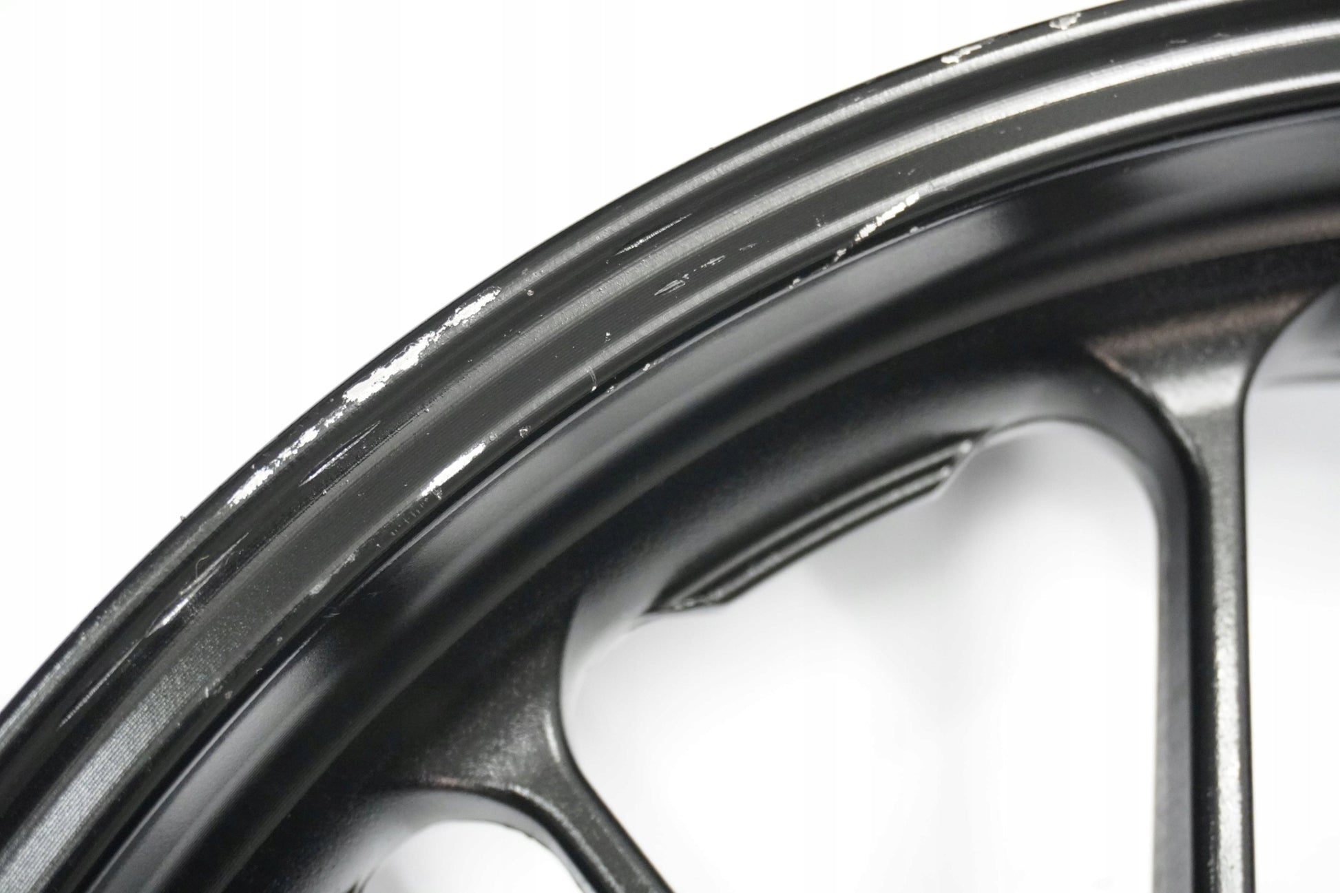 YAMAHA MT-09 13-16 Felge vorne Wheel Vorderrad 6