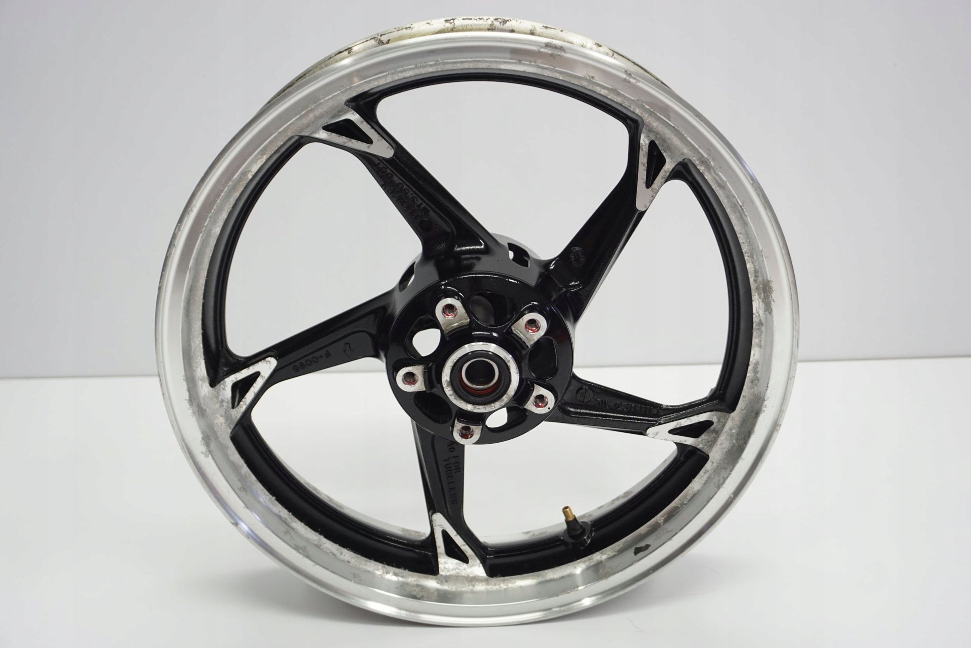 KAWASAKI Z1000 10-13 Felge vorne Wheel Vorderrad 9