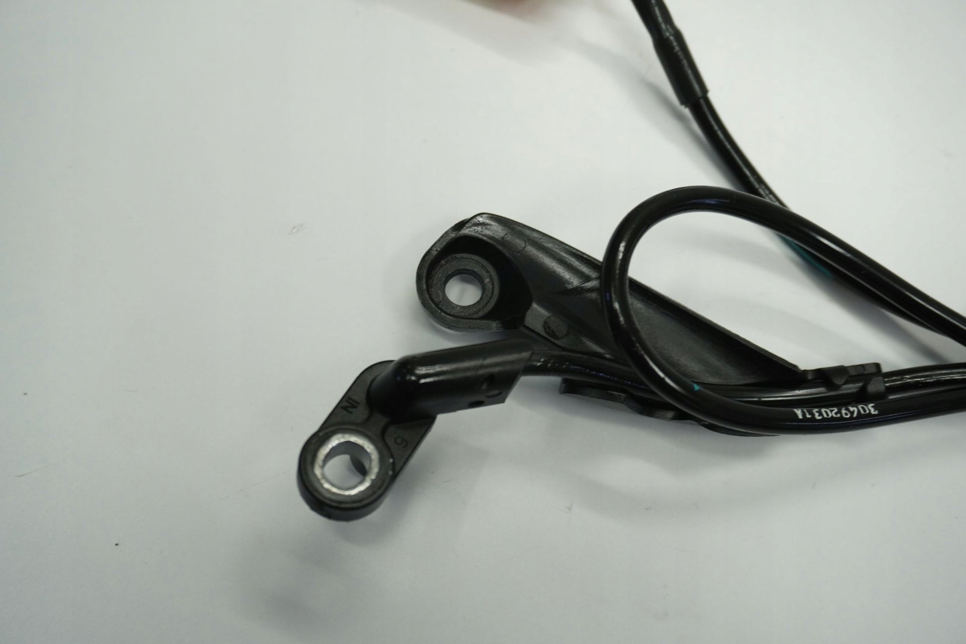 TRIUMPH ROCKET 3 R 20- ABS Sensor vorne 2