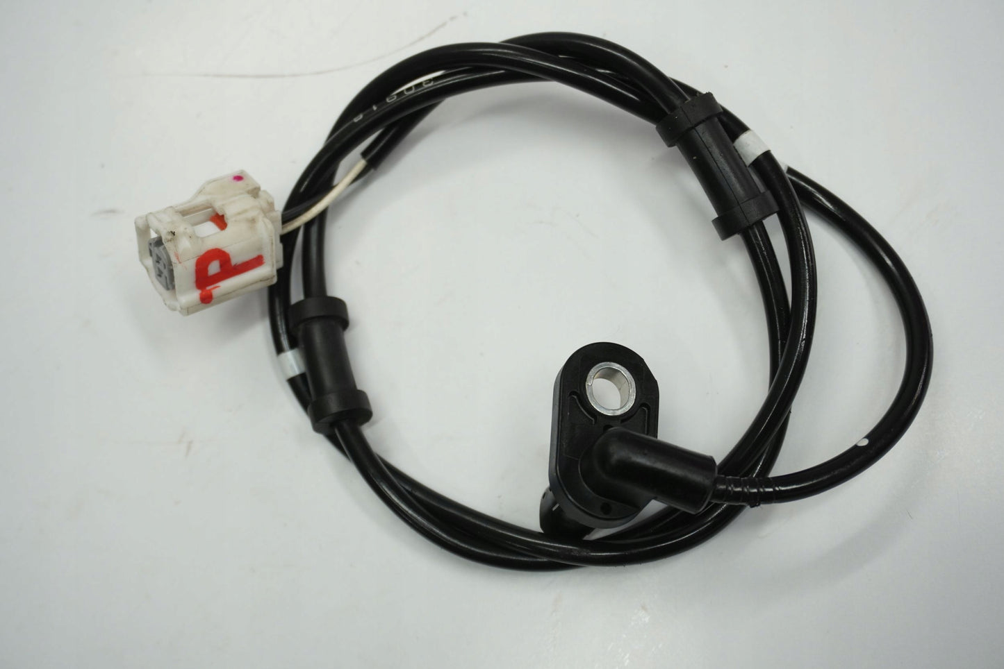 YAMAHA TRACER 9 GT + 23-24 ABS Sensor vorne 4