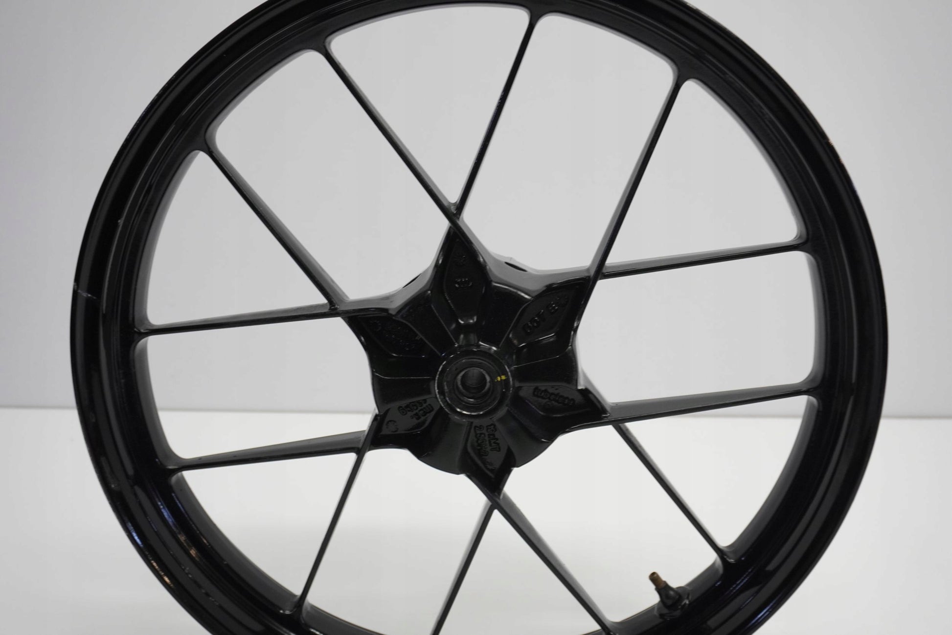 KTM 390 ADV ADVENTURE Felge vorne Wheel Vorderrad 2