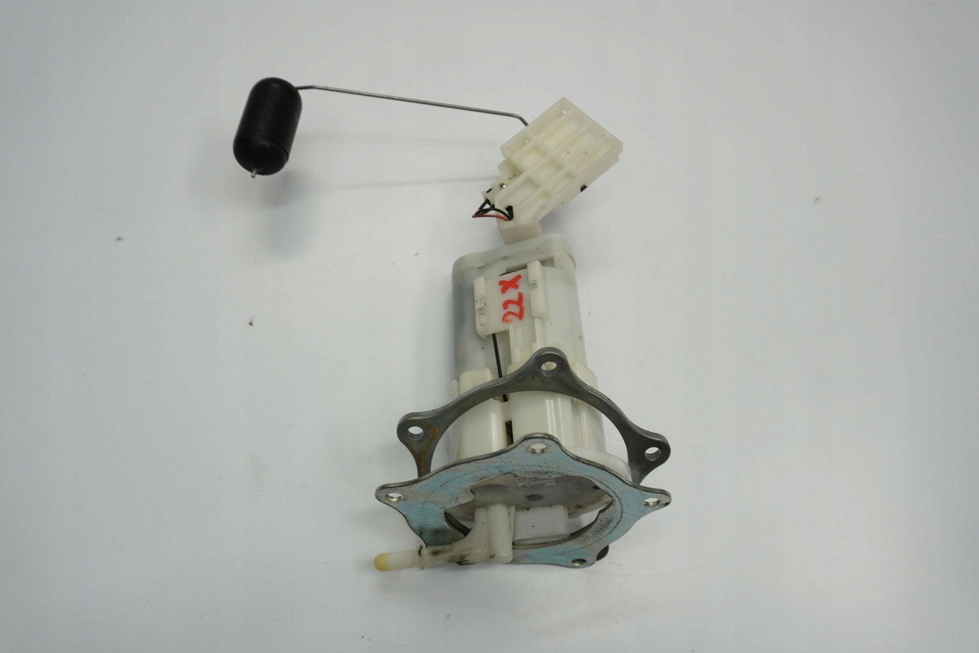 SUZUKI DL 650 V-STROM 19- Benzinpumpe Kraftstoffpumpe Fuel Pump 4