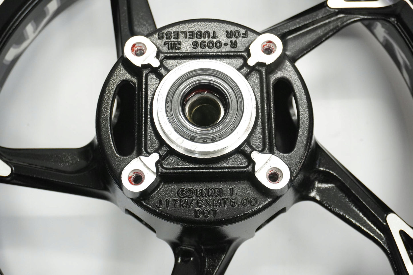 KAWASAKI Z1000 10-13 Felge hinten Wheel Hinterrad 2