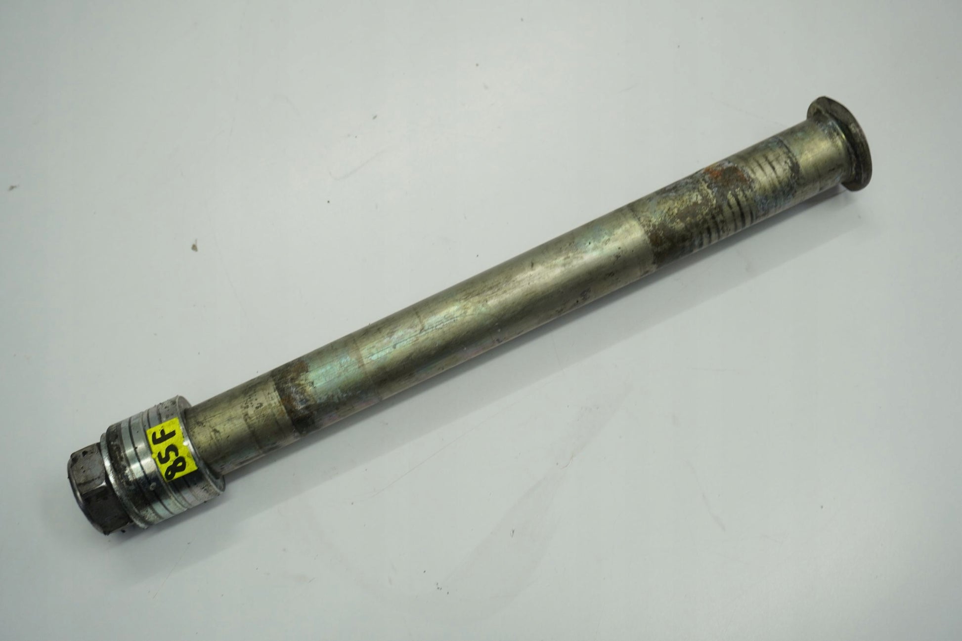 YAMAHA YZF-R6 RJ15 08-15 Hinterachse Achse hinten Radachse rear axle 5