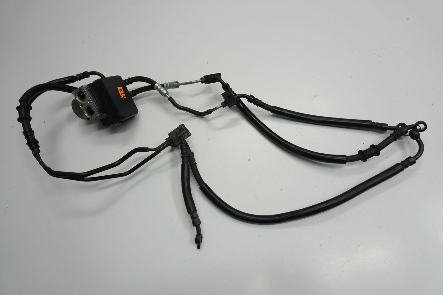 YAMAHA YZF-R 125 19-23 ABS Pumpe Druckmodulator 9