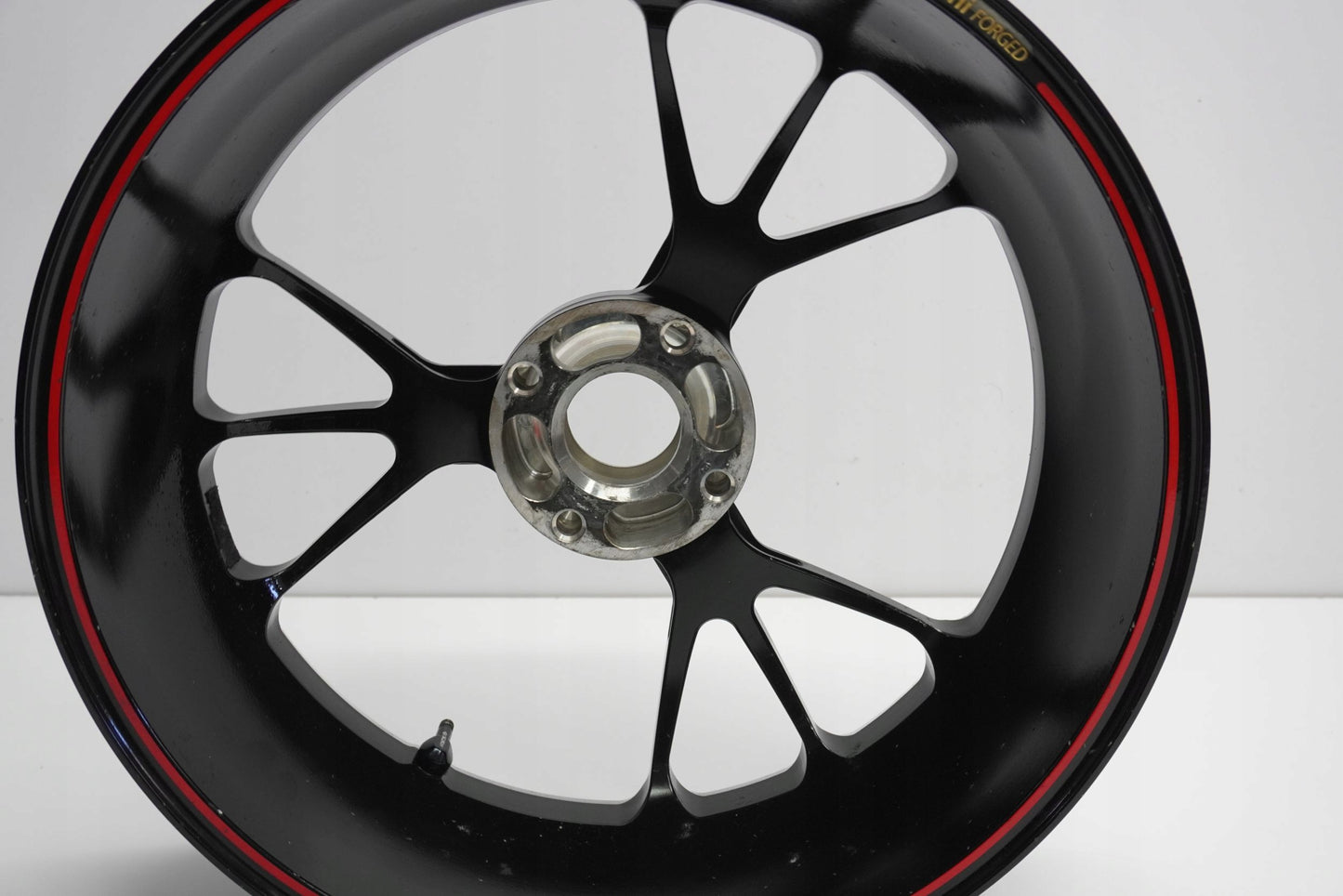 DUCATI PANIGALE 1299 15-18 Felge hinten Wheel Hinterrad 8