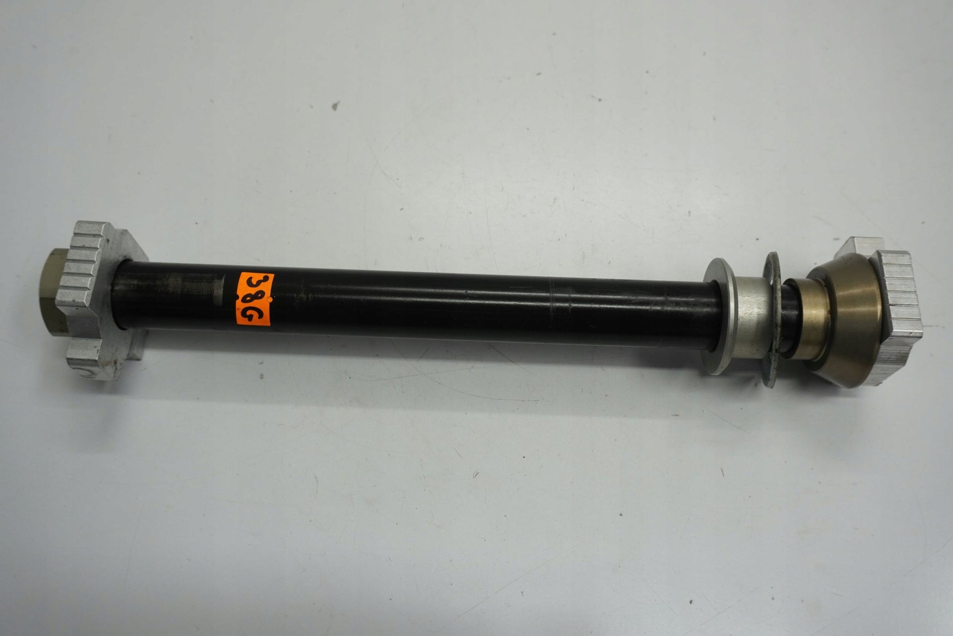 KTM 890 DUKE R 20- Hinterachse Achse hinten Radachse rear axle 2
